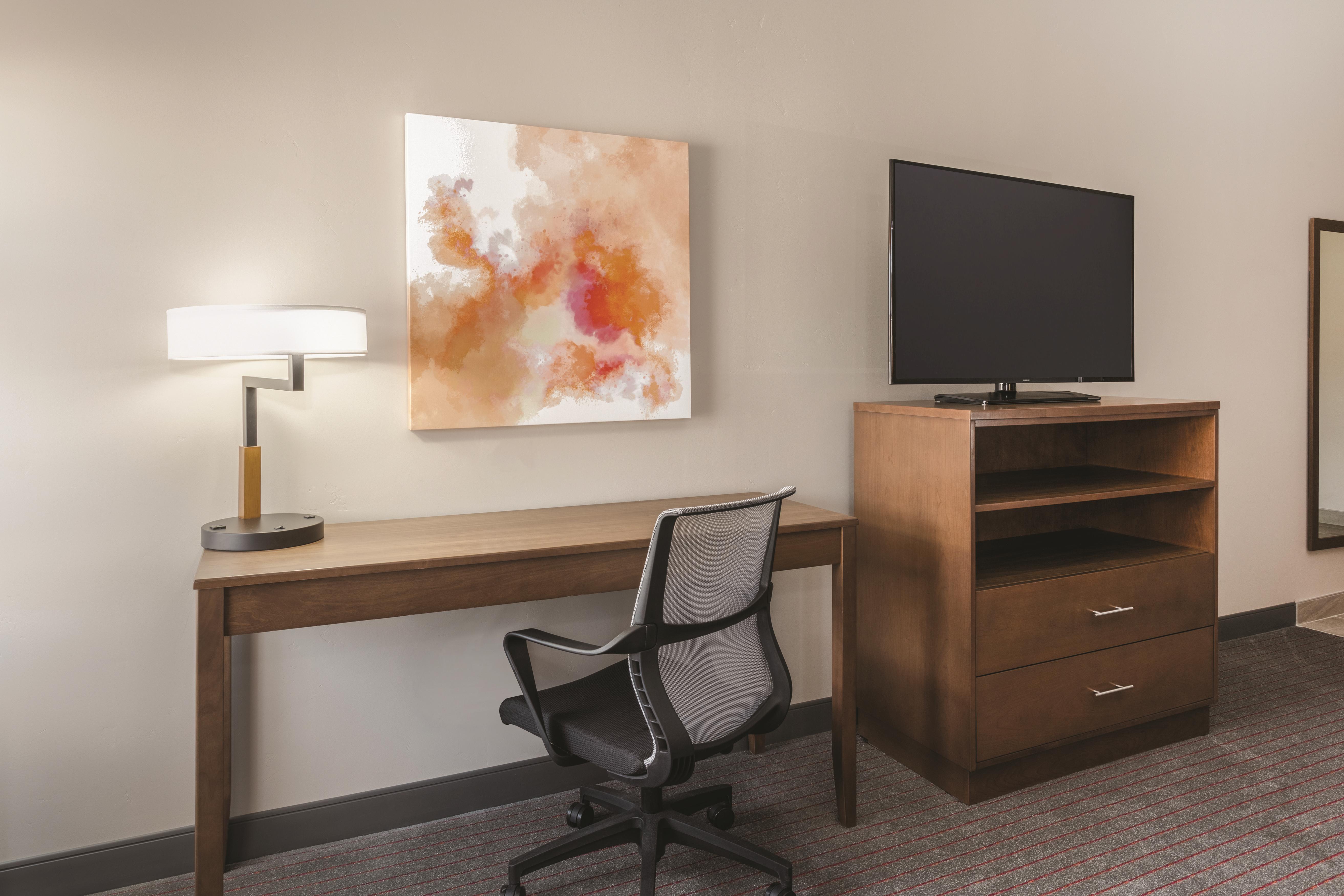 Guest room at the La Quinta Inn & Suites by Wyndham South Jordan in South Jordan, Utah