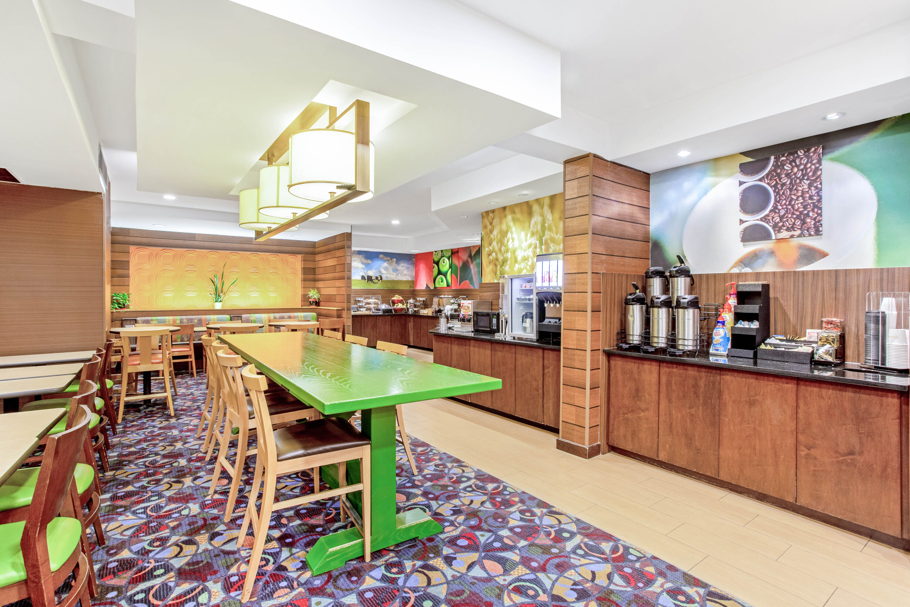 Free breakfast at La Quinta Inn & Suites by Wyndham Manassas Battlefield in Manassas, Virginia