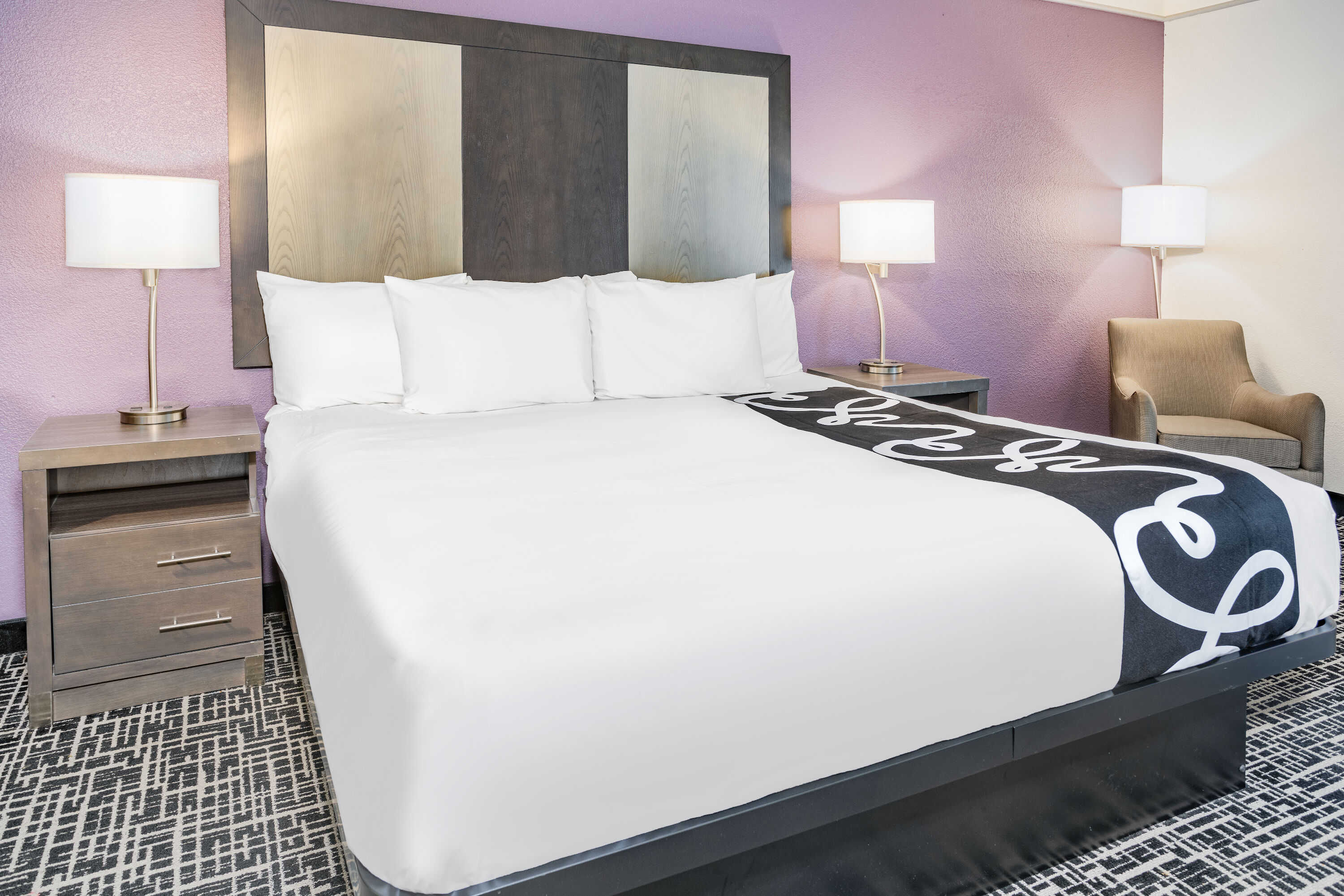 Guest room at the La Quinta Inn & Suites by Wyndham Norfolk in Norfolk, Virginia