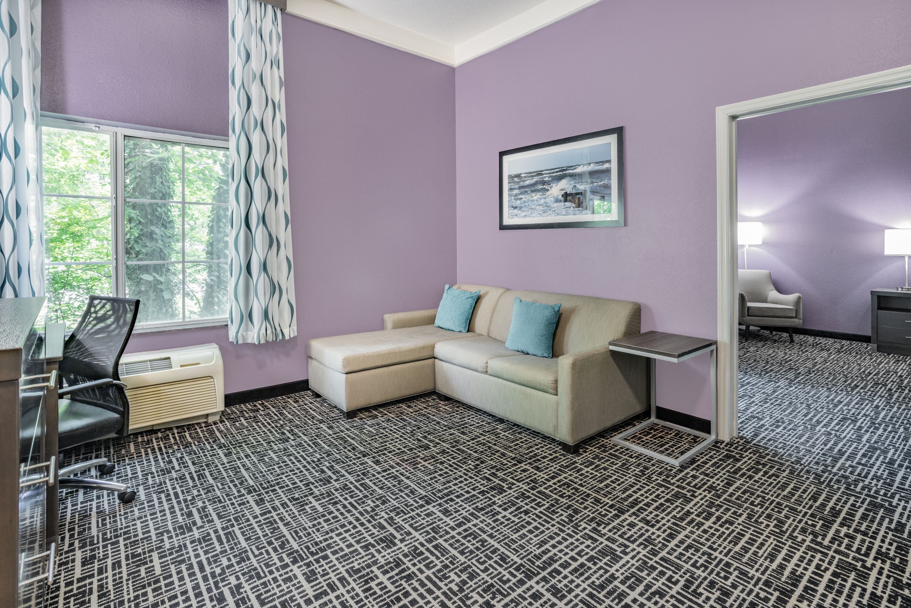 La Quinta Inn & Suites by Wyndham Norfolk suite in Norfolk, Virginia