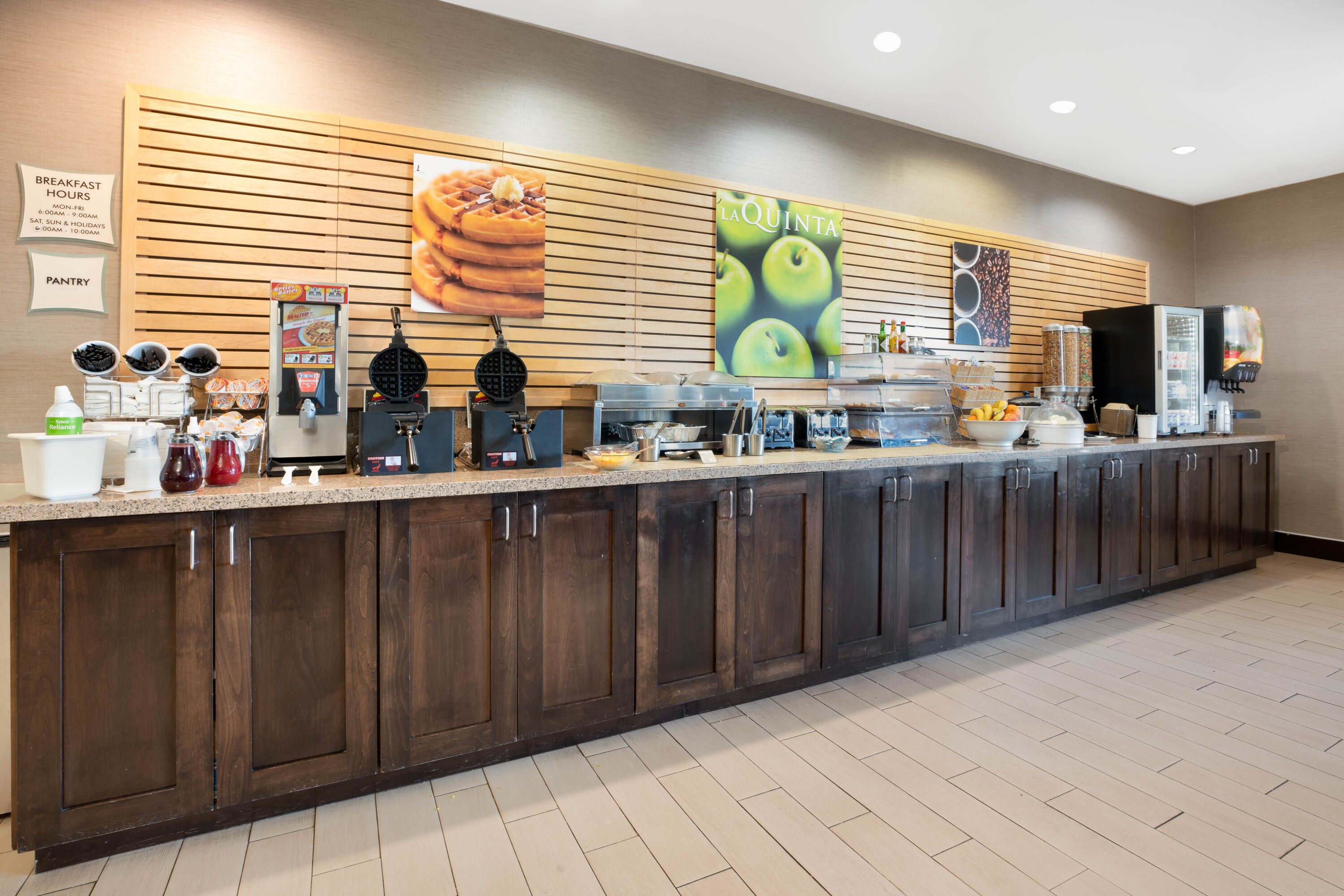 Free breakfast at La Quinta Inn & Suites by Wyndham Bellingham in Bellingham, Washington