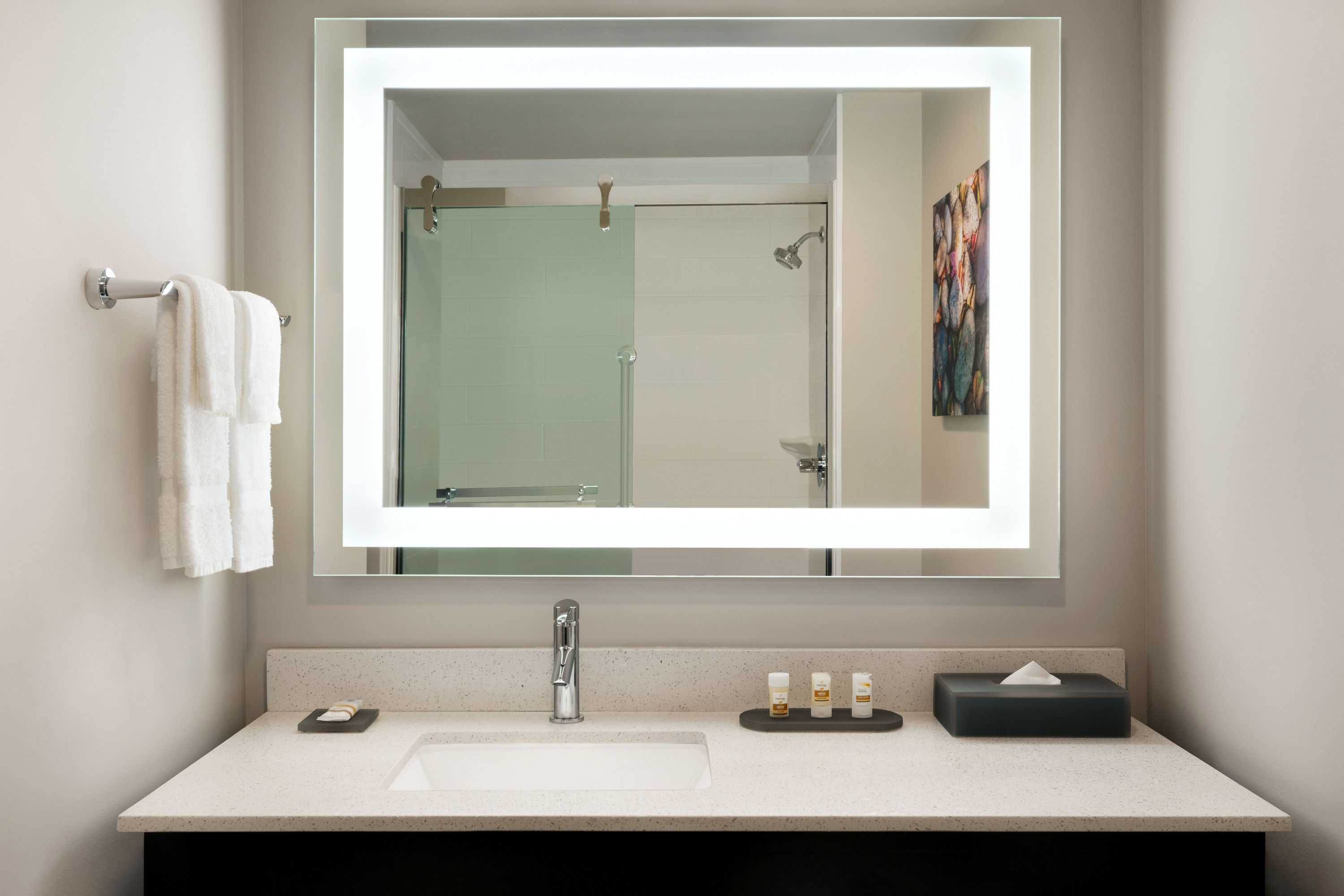 Guest room bath at the La Quinta Inn & Suites by Wyndham Burlington in Burlington, Washington