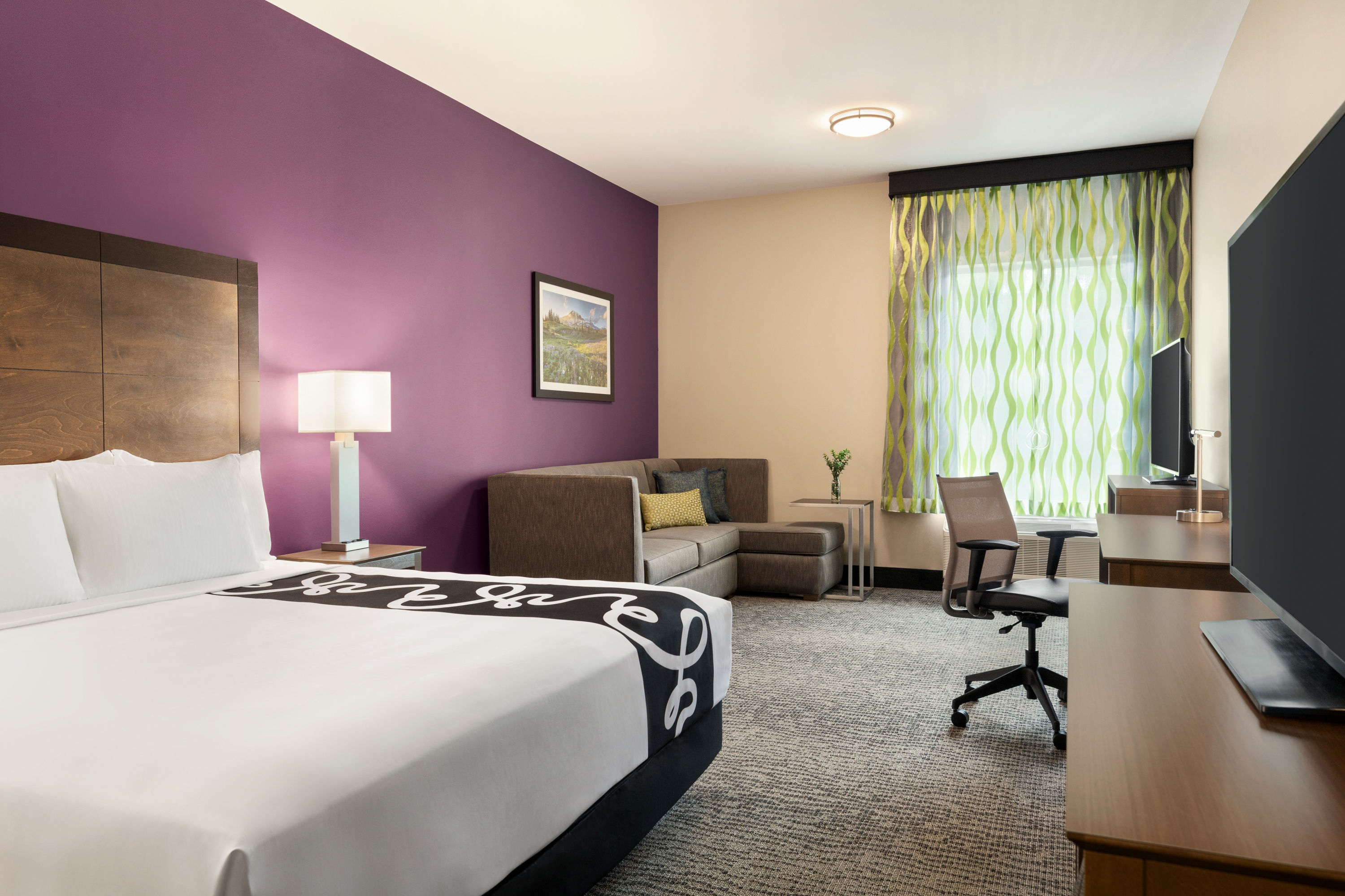 La Quinta Inn & Suites By Wyndham Burlington La Quinta Inn & Suites by Wyndham Burlington | Burlington, WA Hotels