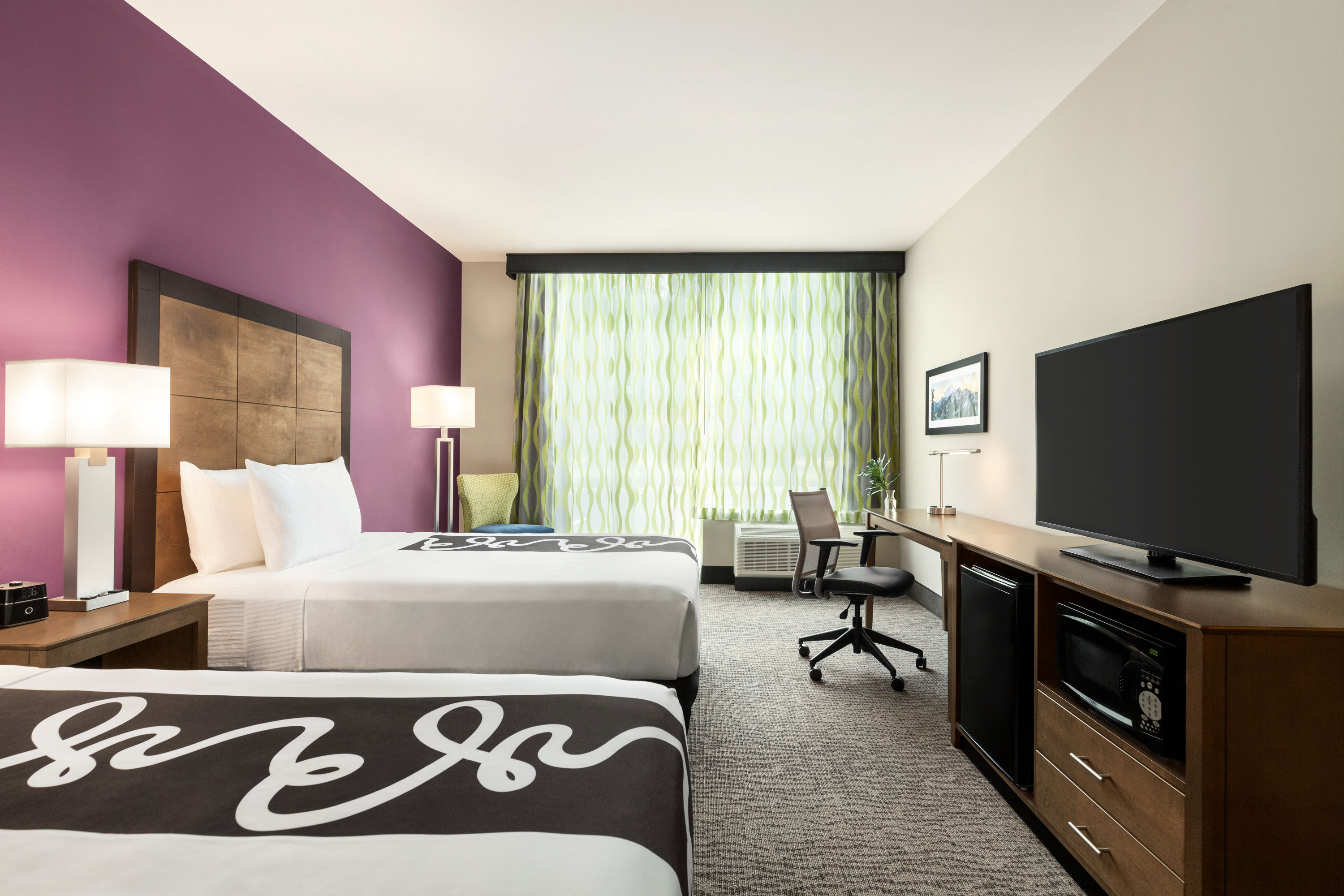 La Quinta Inn & Suites By Wyndham Burlington La Quinta Inn & Suites by Wyndham Burlington | Burlington, WA Hotels