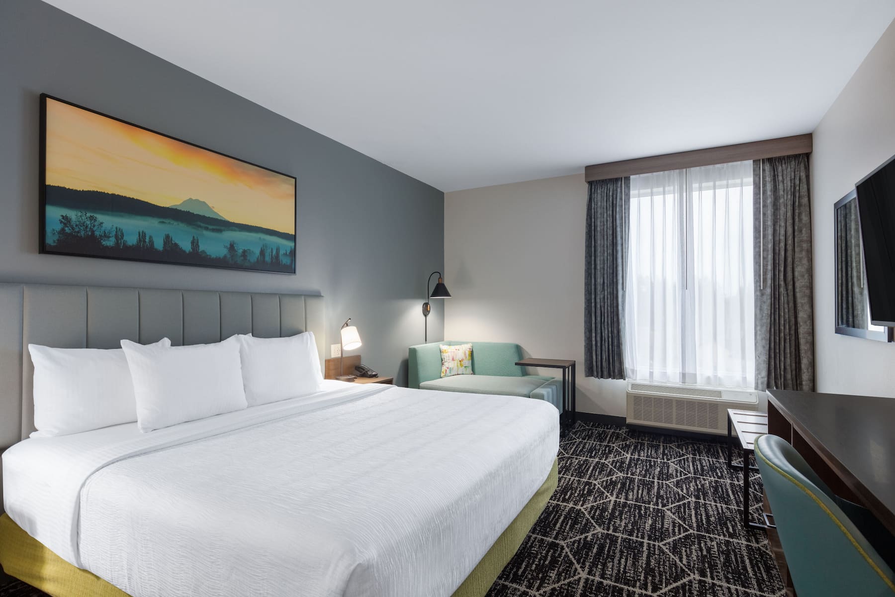 Guest room at the La Quinta Inn & Suites by Wyndham Centralia in Centralia, Washington