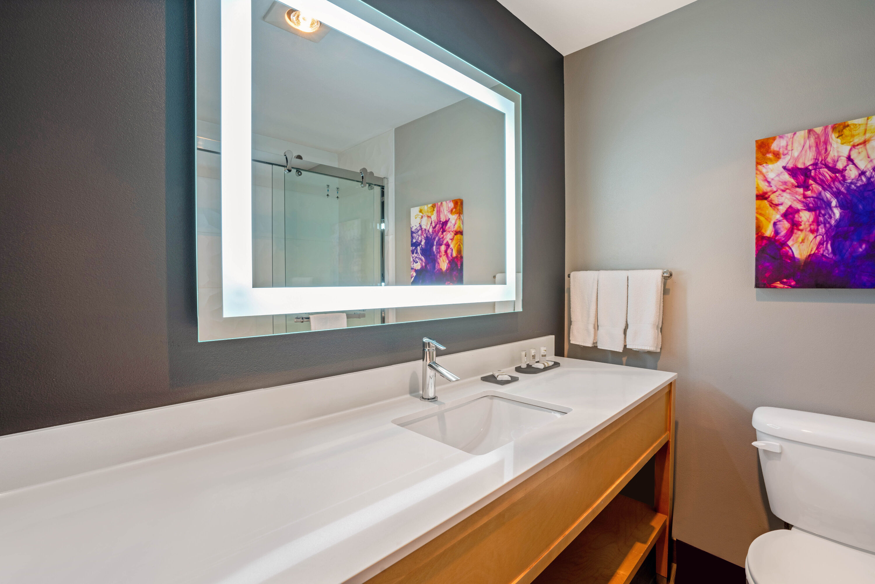 Guest room at the La Quinta Inn & Suites by Wyndham Seattle Federal Way in Federal Way, Washington