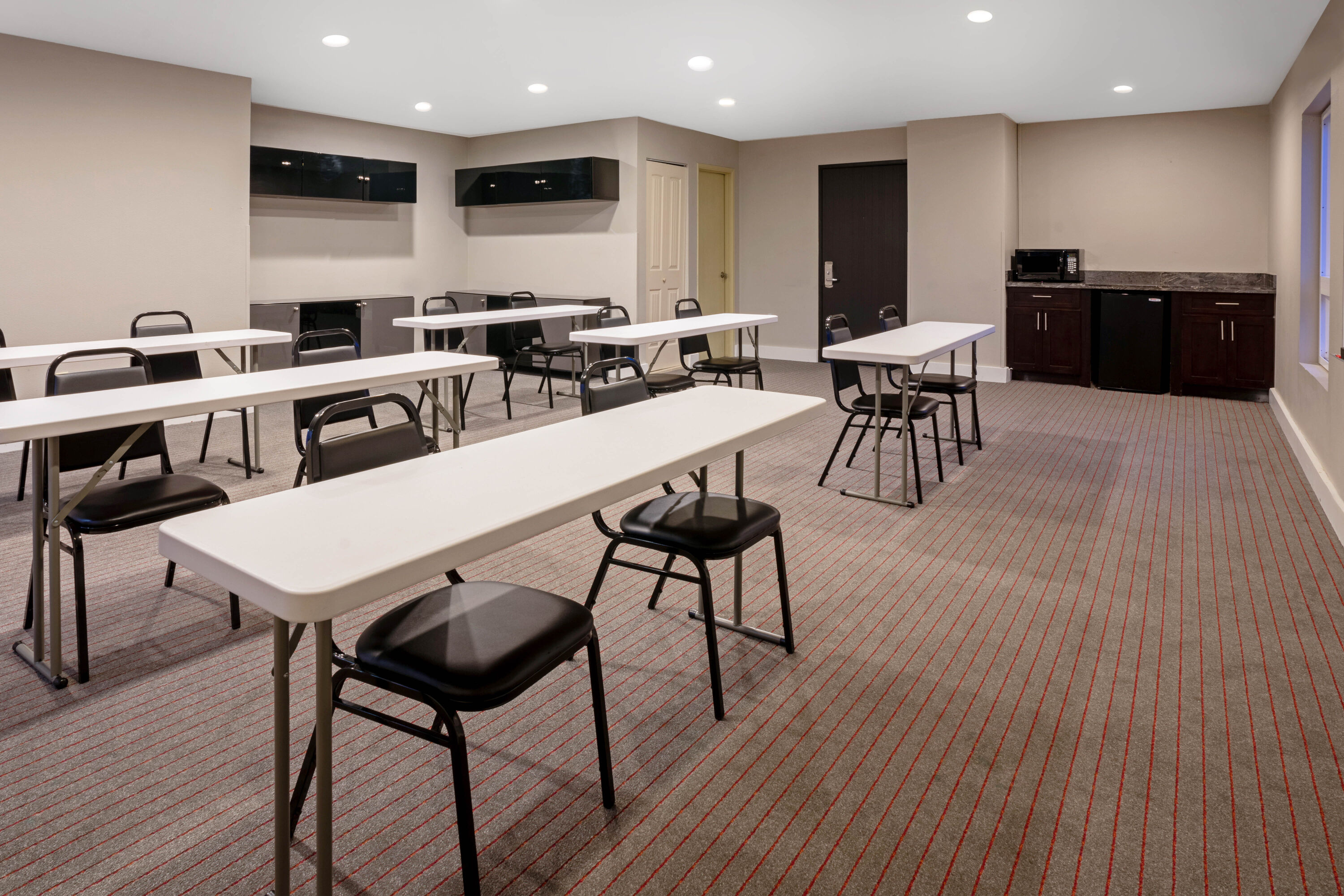 Meeting room at La Quinta Inn & Suites by Wyndham Seattle Federal Way in Federal Way, Washington