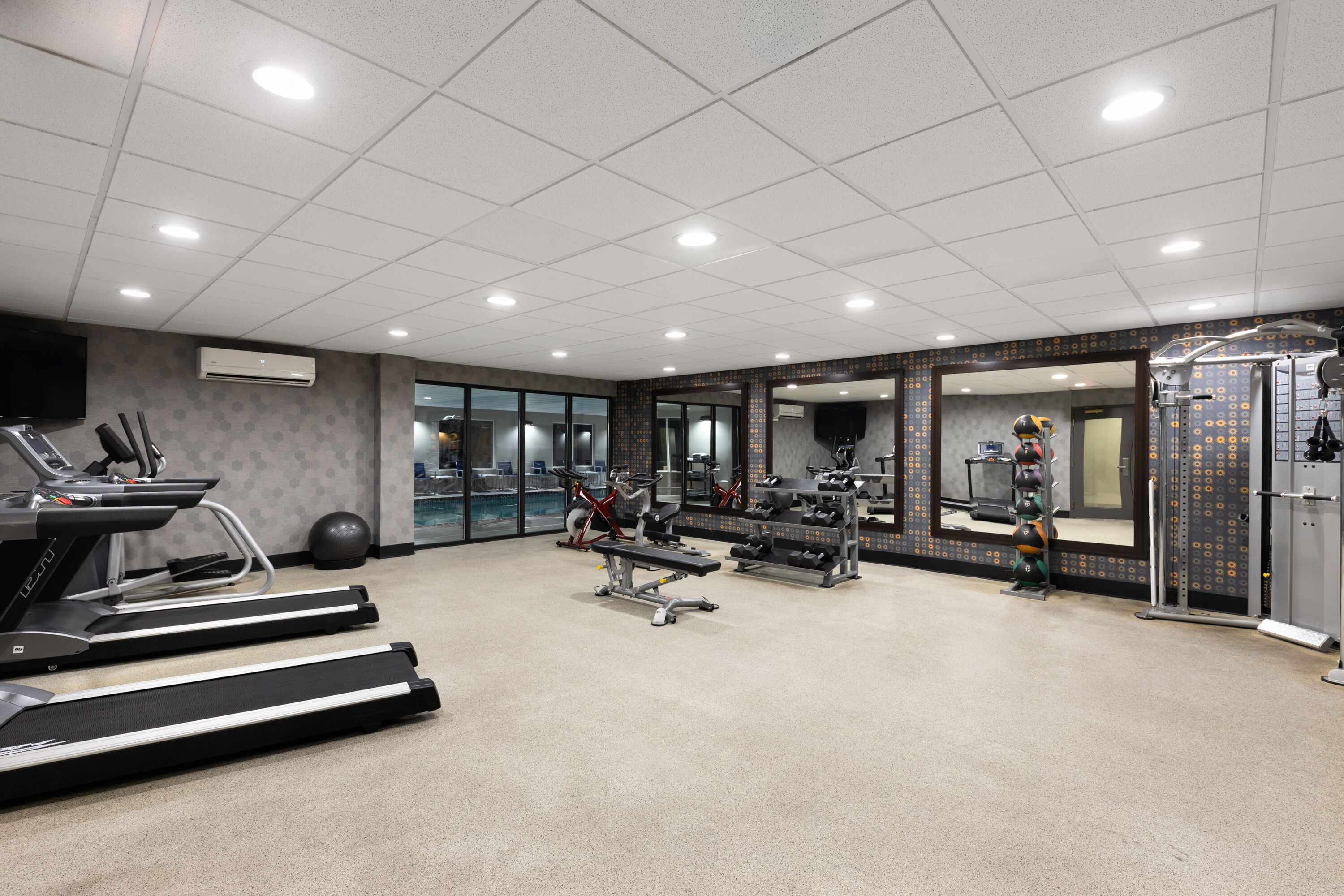 Fitness room at La Quinta Inn & Suites by Wyndham Kennewick in Kennewick, Washington