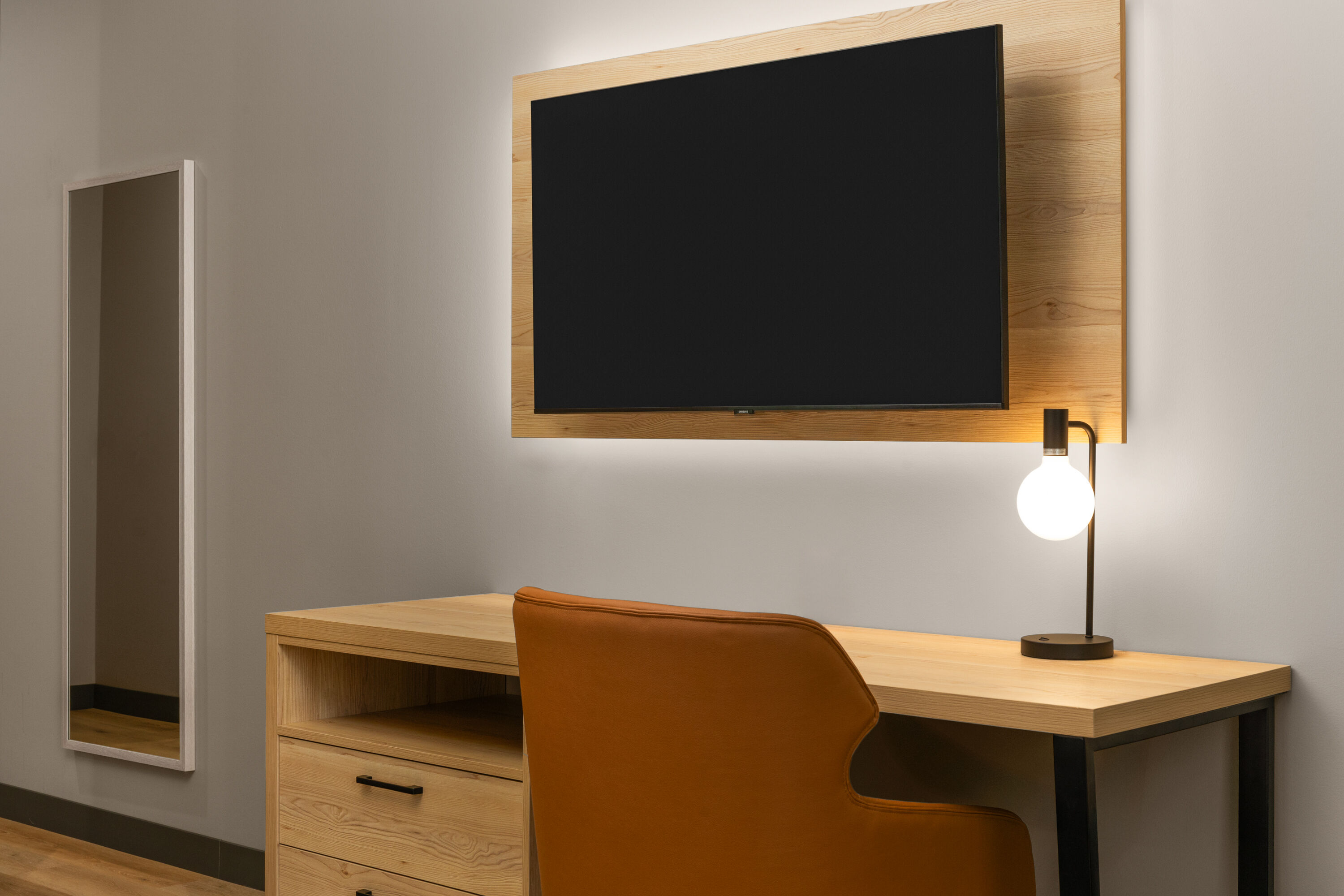 Guest room at the La Quinta Inn and Suites by Wyndham Leavenworth in Leavenworth, Washington