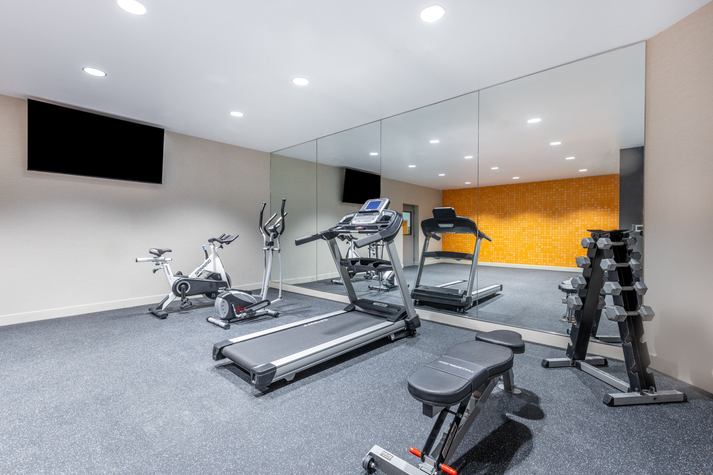 Fitness room at La Quinta Inn by Wyndham Lynnwood in Lynnwood, Washington