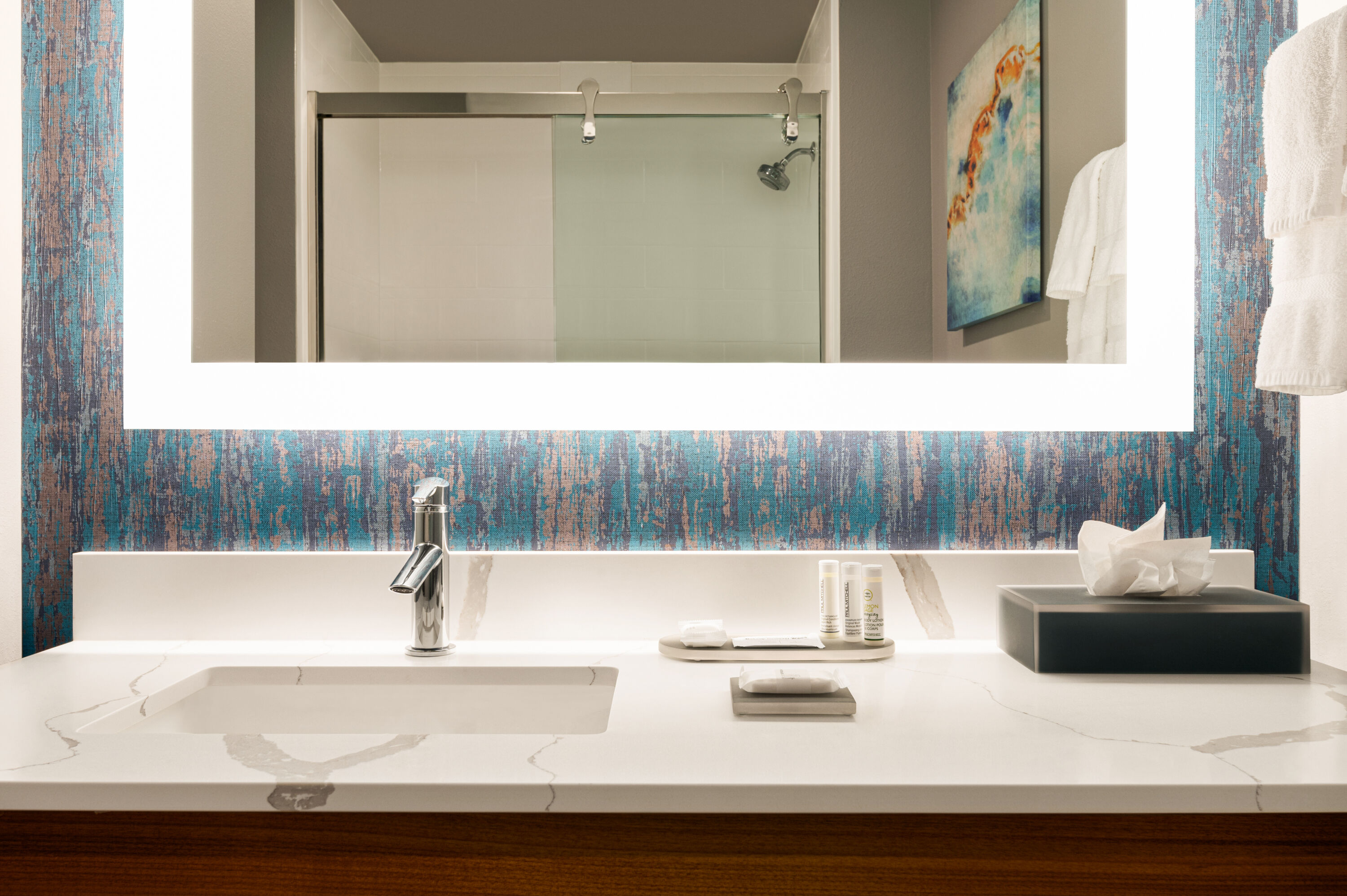 Guest room bath at the La Quinta Inn & Suites by Wyndham Marysville in Marysville, Washington