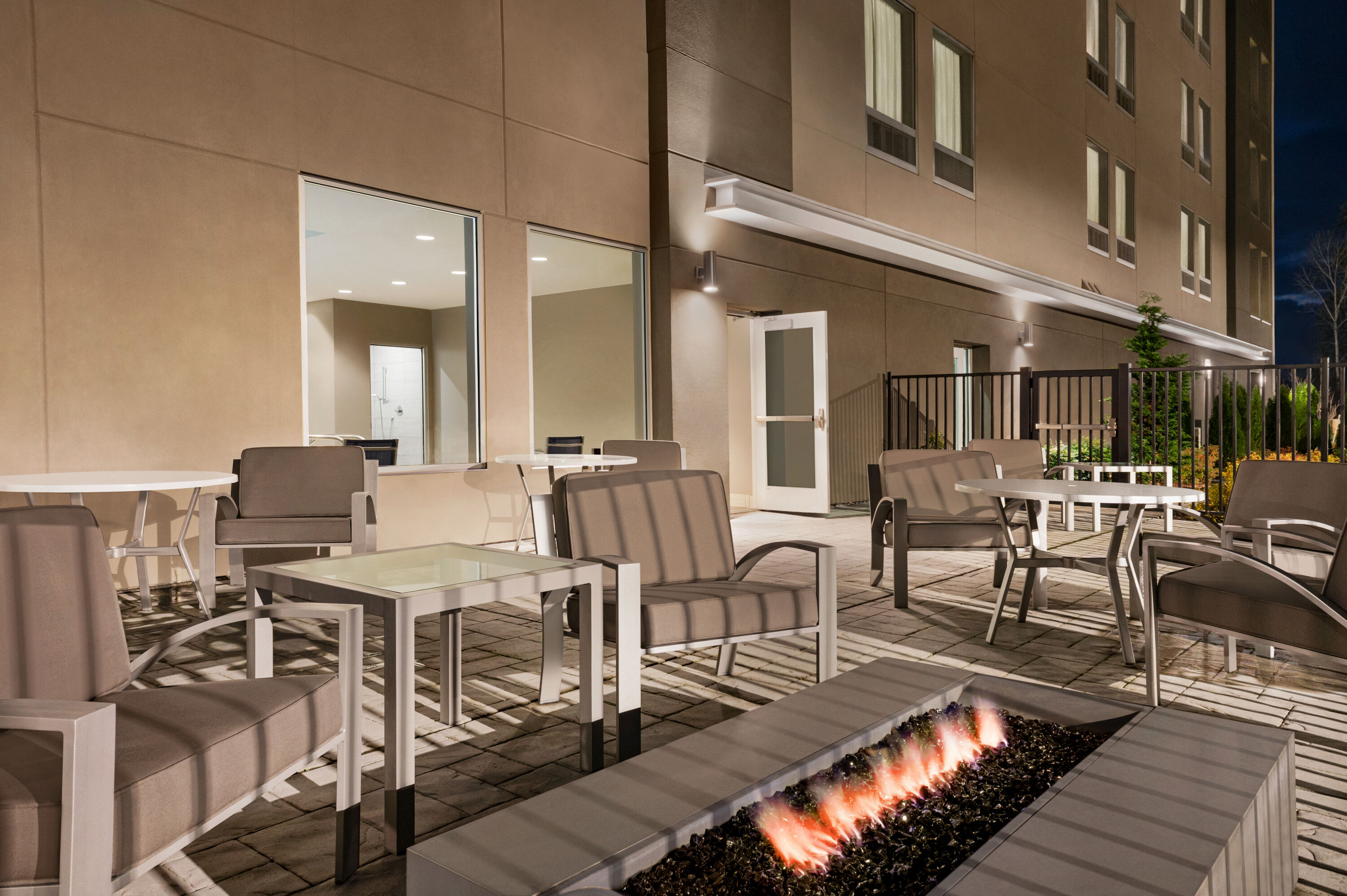 Firepit at La Quinta Inn & Suites by Wyndham Marysville in Marysville, Washington