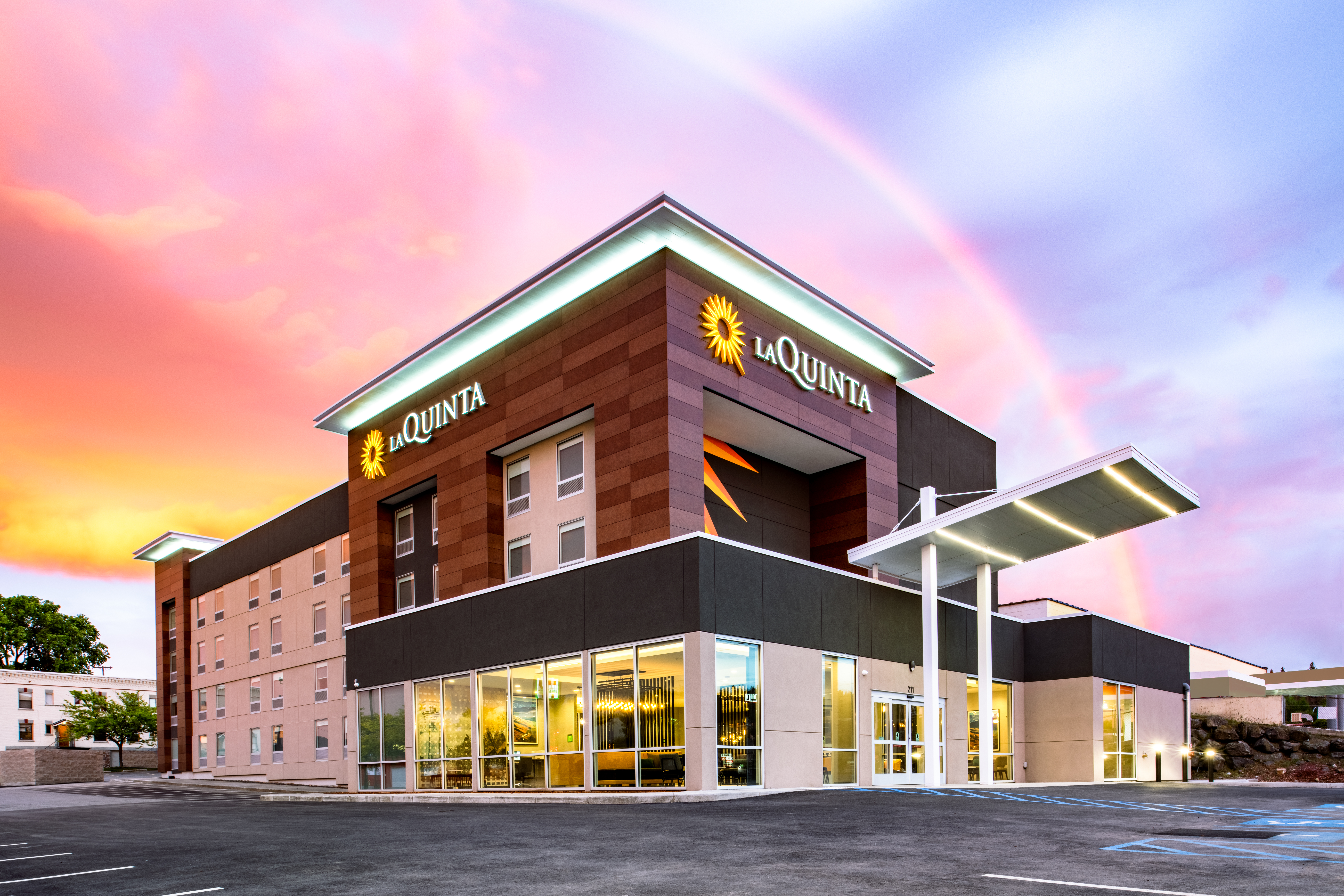 Exterior of La Quinta Inn & Suites by Wyndham Spokane Downtown hotel in Spokane, Washington