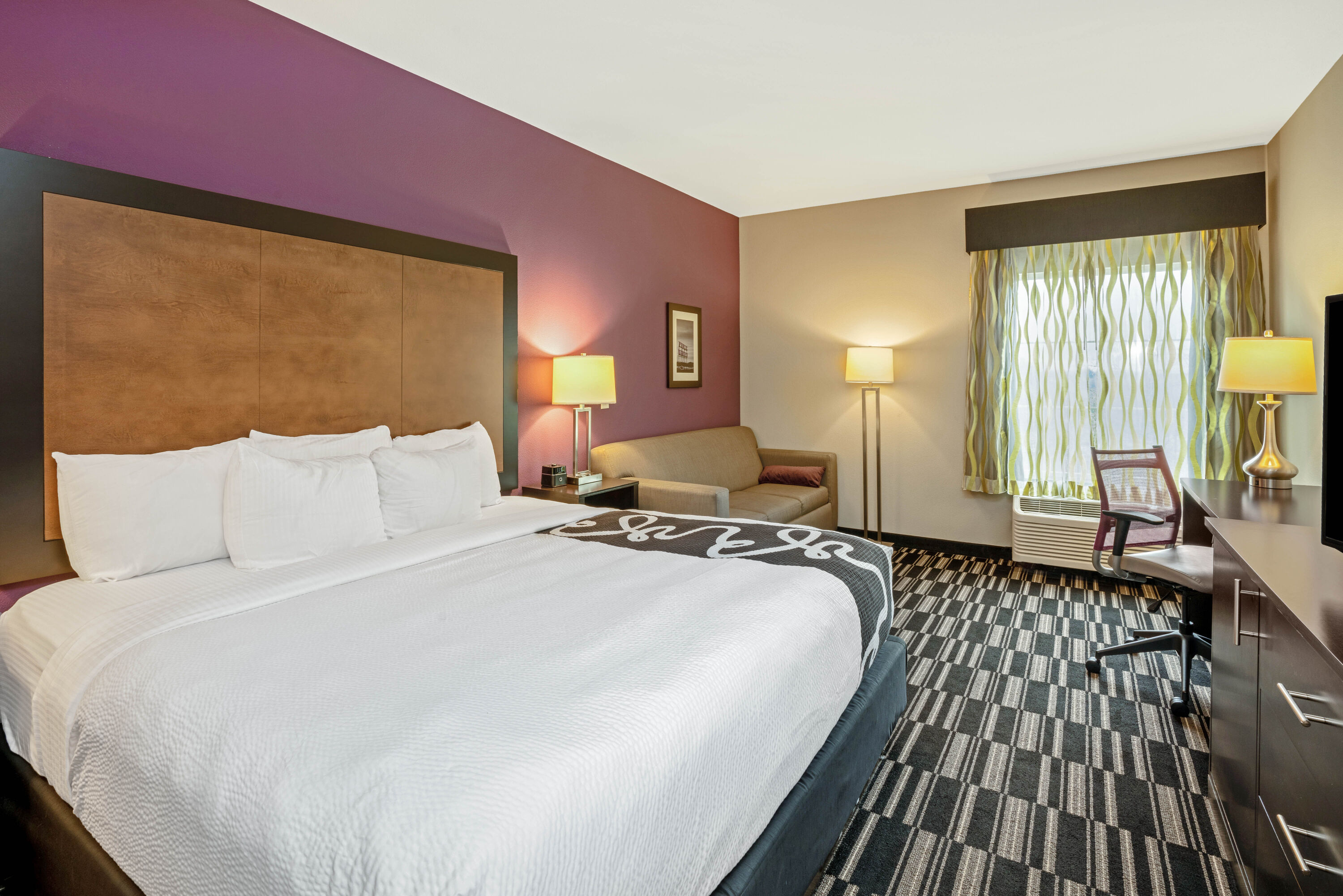 Guest room at the La Quinta Inn & Suites by Wyndham Tumwater - Olympia in Tumwater, Washington