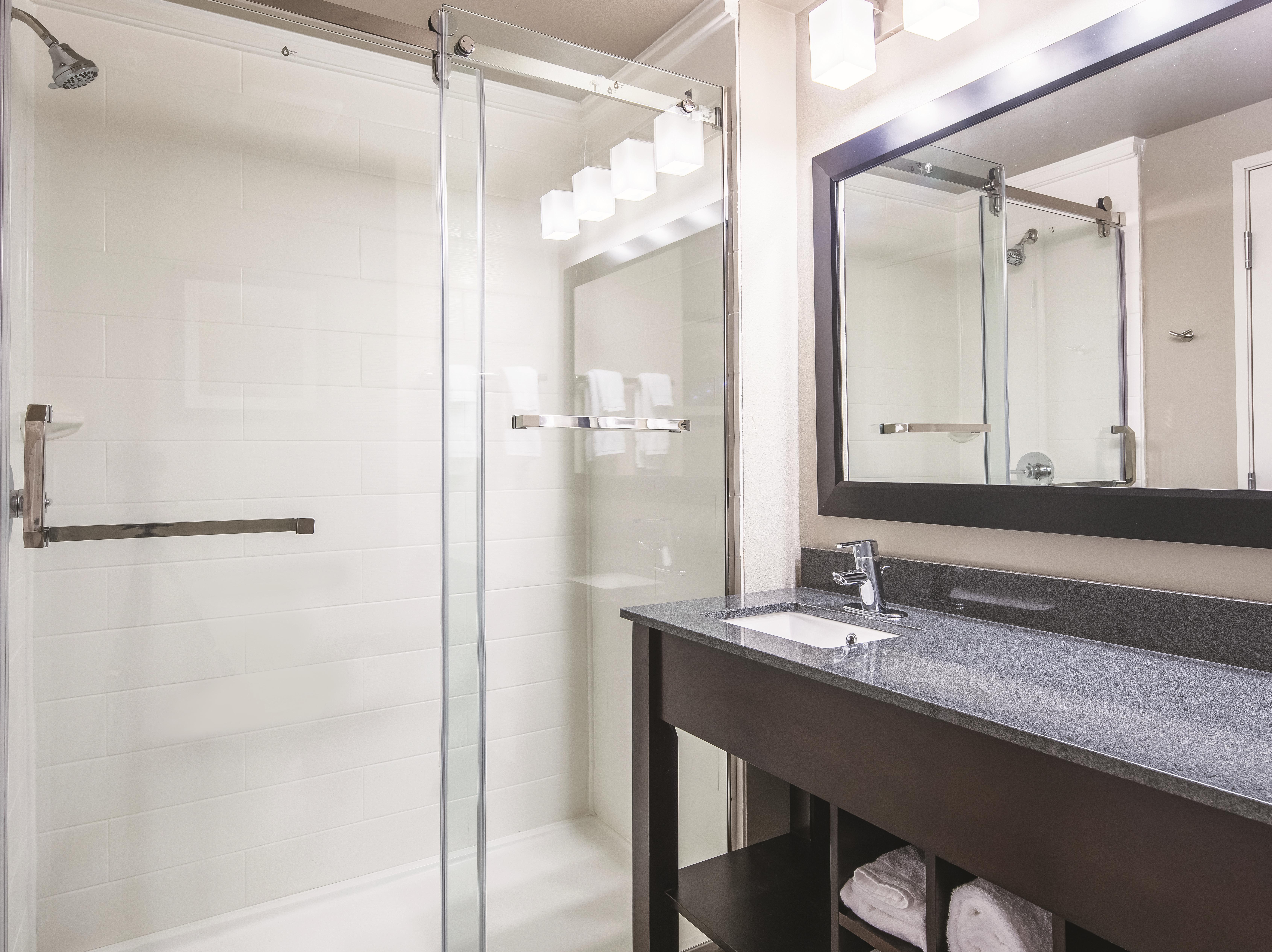 Guest room at the La Quinta Inn & Suites by Wyndham Walla Walla in Walla Walla, Washington