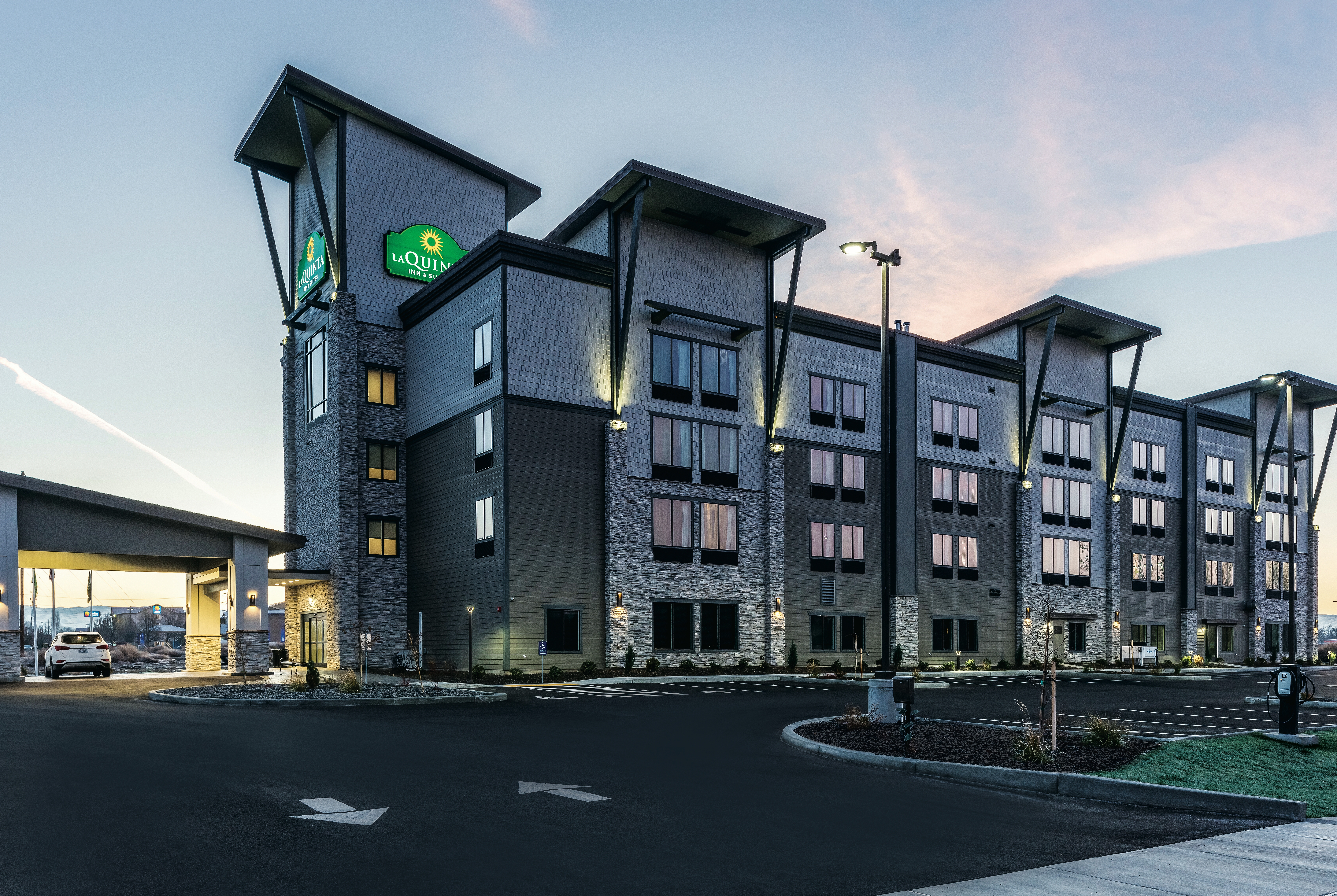 Exterior of La Quinta Inn & Suites by Wyndham Walla Walla hotel in Walla Walla, Washington