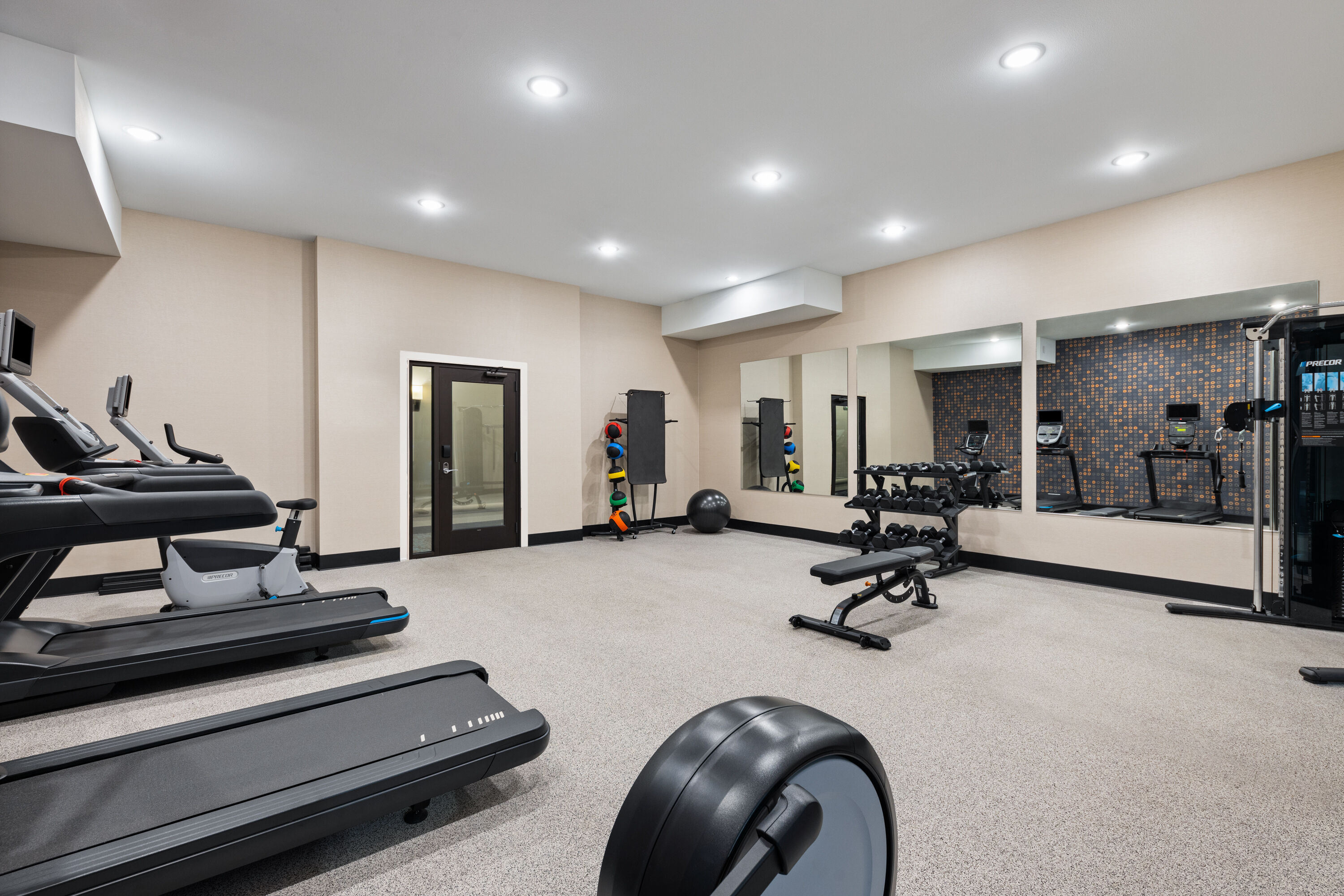 Fitness room at La Quinta Inn & Suites by Wyndham Wenatchee in Wenatchee, Washington