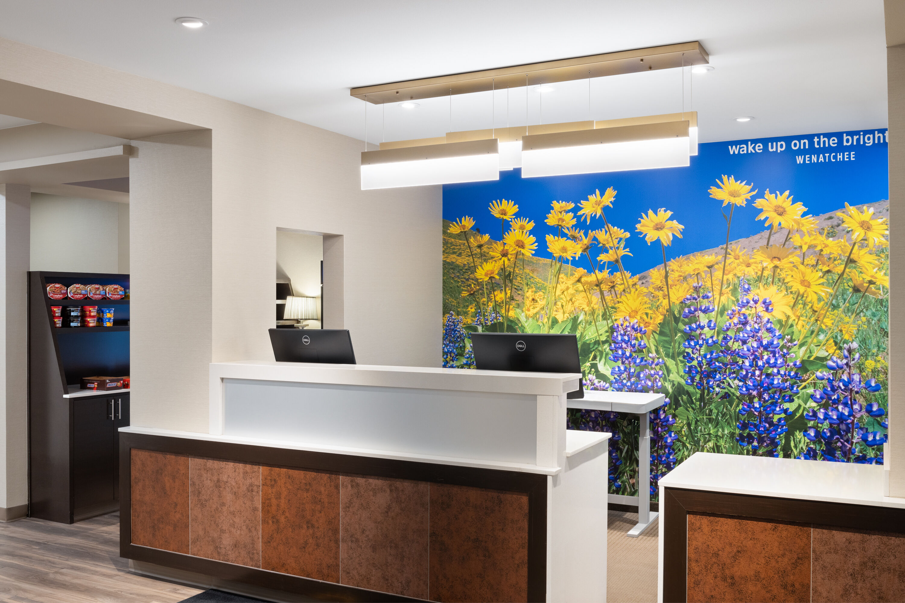 La Quinta Inn & Suites by Wyndham Wenatchee reception in Wenatchee, Washington