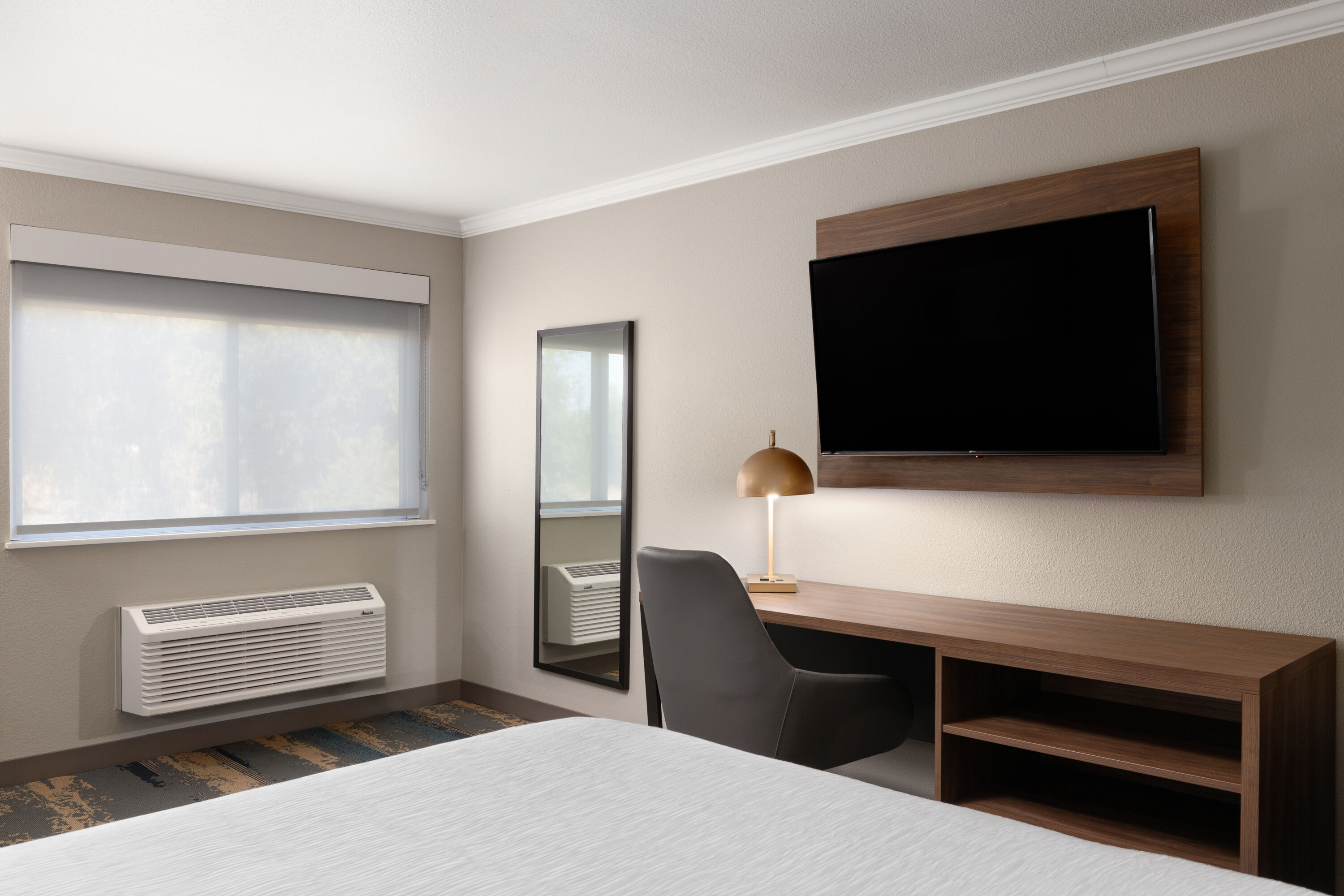 Guest room at the La Quinta Inn & Suites by Wyndham Yakima Downtown in Yakima, Washington