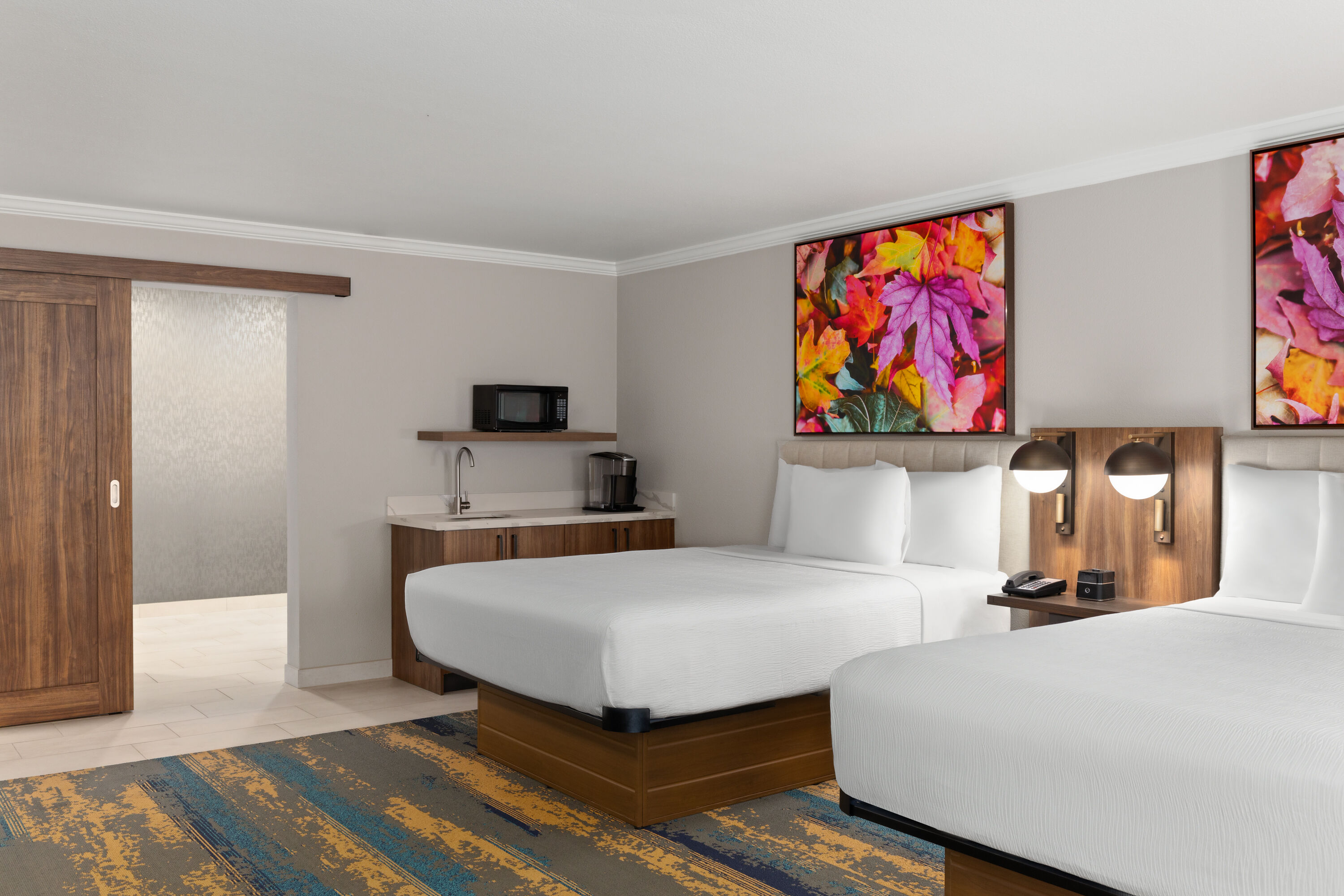 La Quinta Inn & Suites by Wyndham Yakima Downtown suite in Yakima, Washington