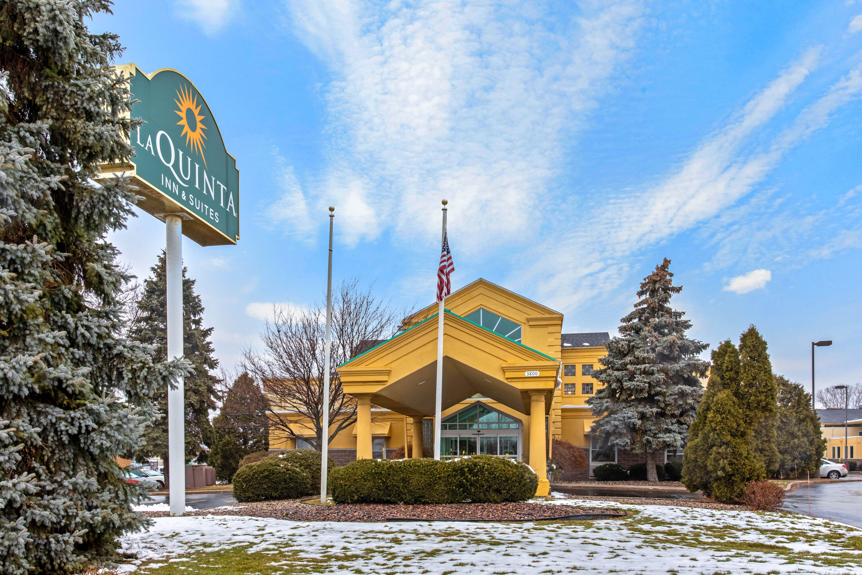 La Quinta Inn Suites By Wyndham Appleton College Avenue