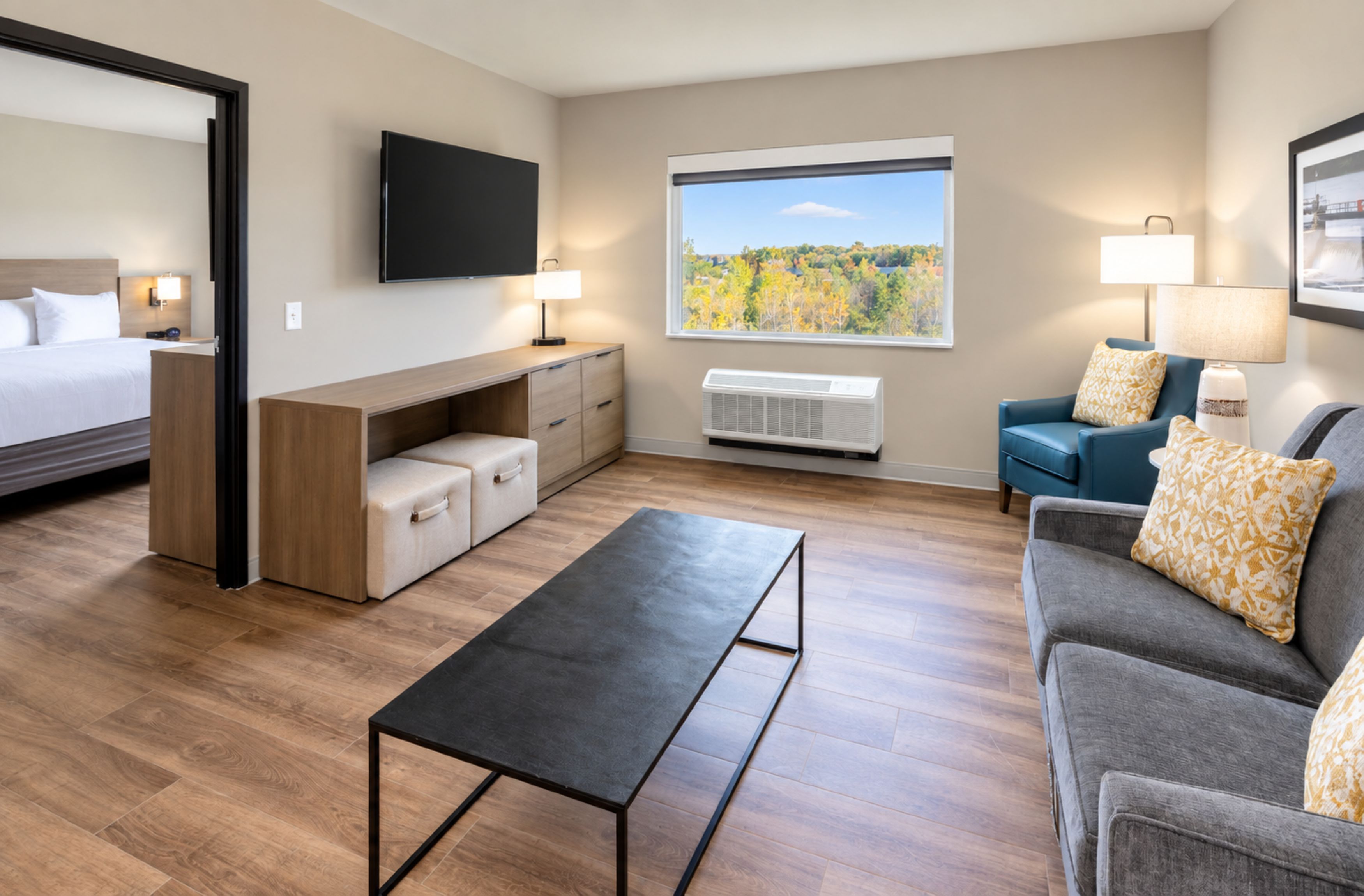 Guest room at the La Quinta Inn & Suites by Wyndham Kaukauna in Kaukauna, Wisconsin