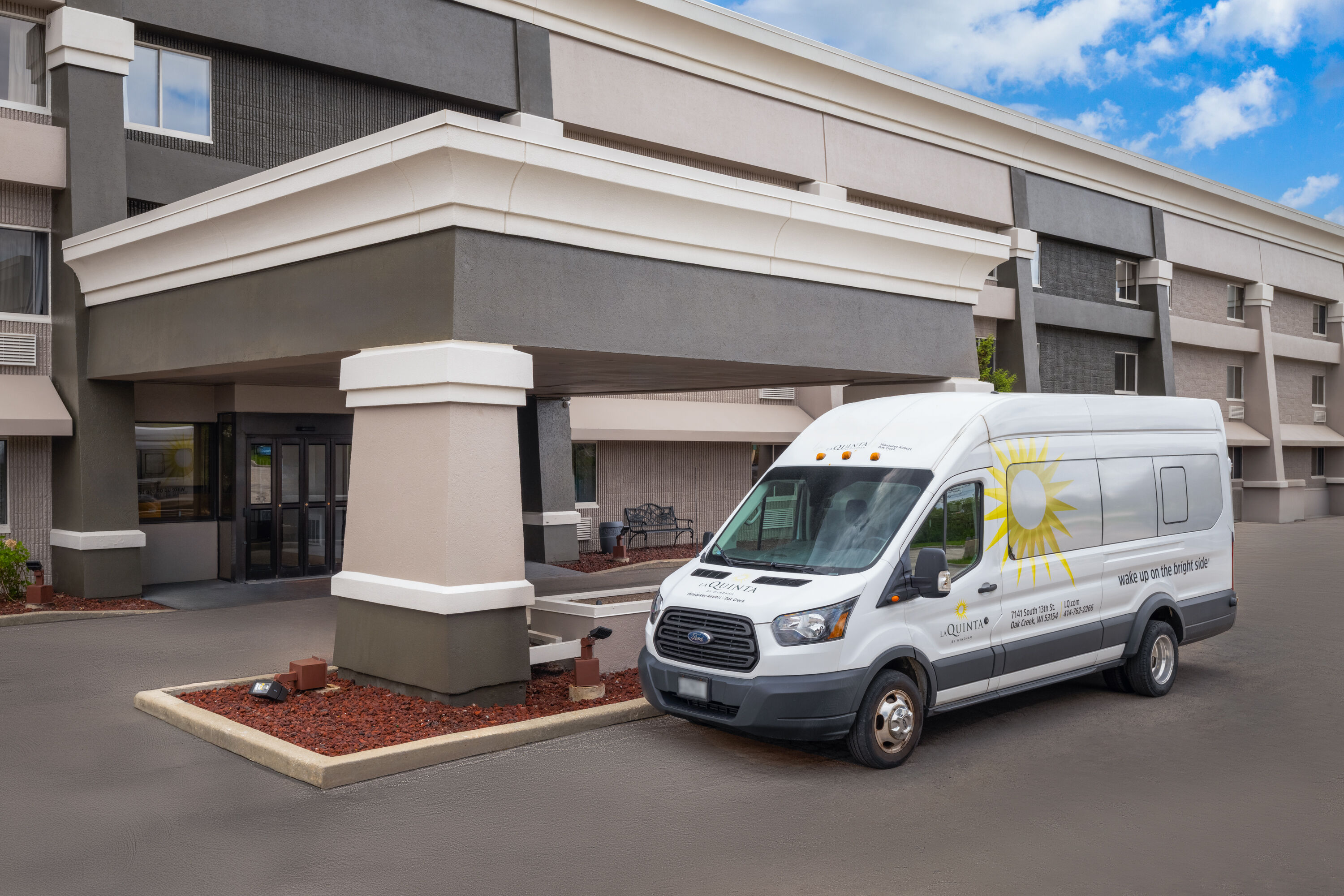 Shuttle at La Quinta Inn by Wyndham Milwaukee Airport / Oak Creek in Oak Creek, Wisconsin