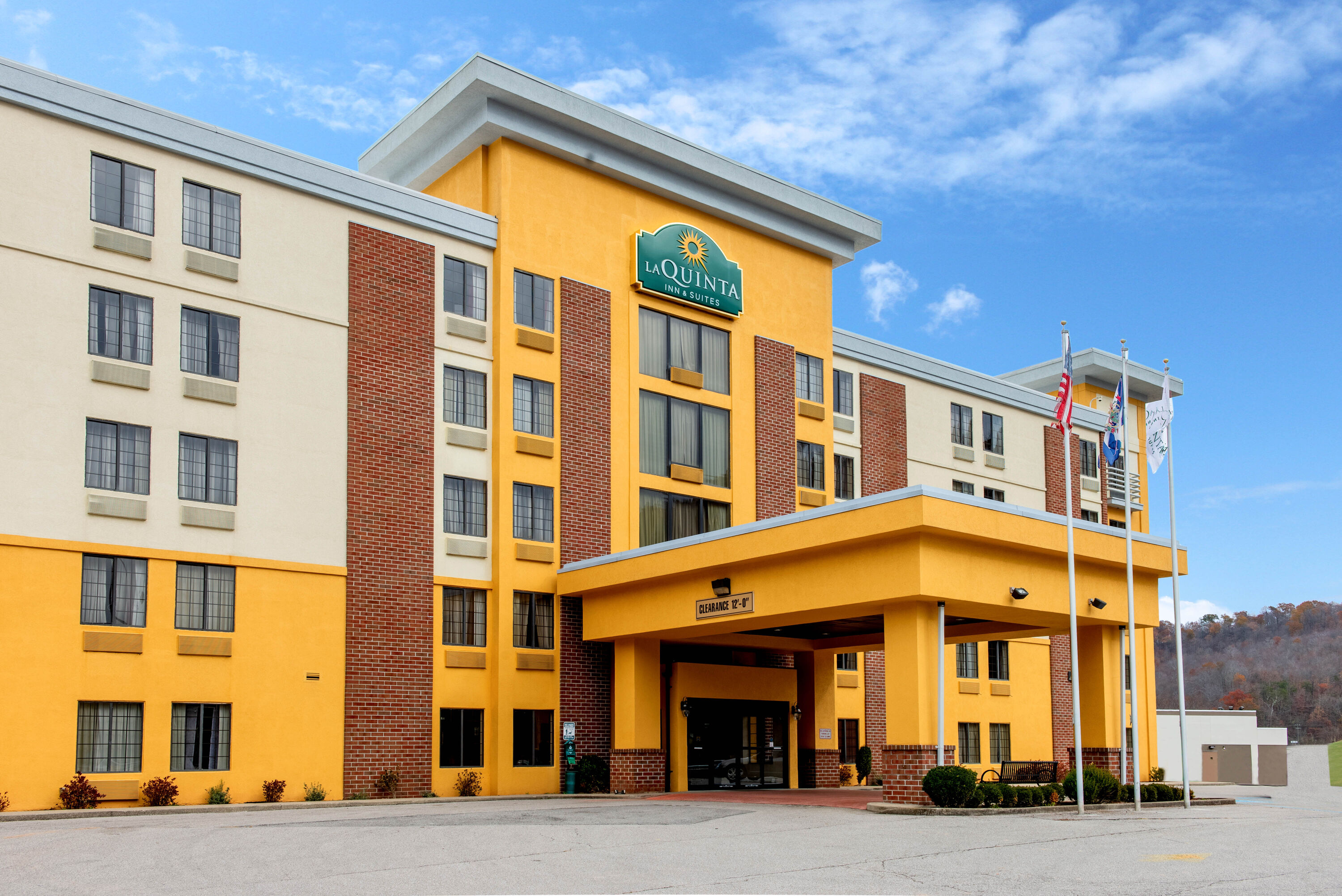 Exterior Day Image of La Quinta Inn & Suites by Wyndham Elkview - Charleston NE hotel in Elkview, West Virginia