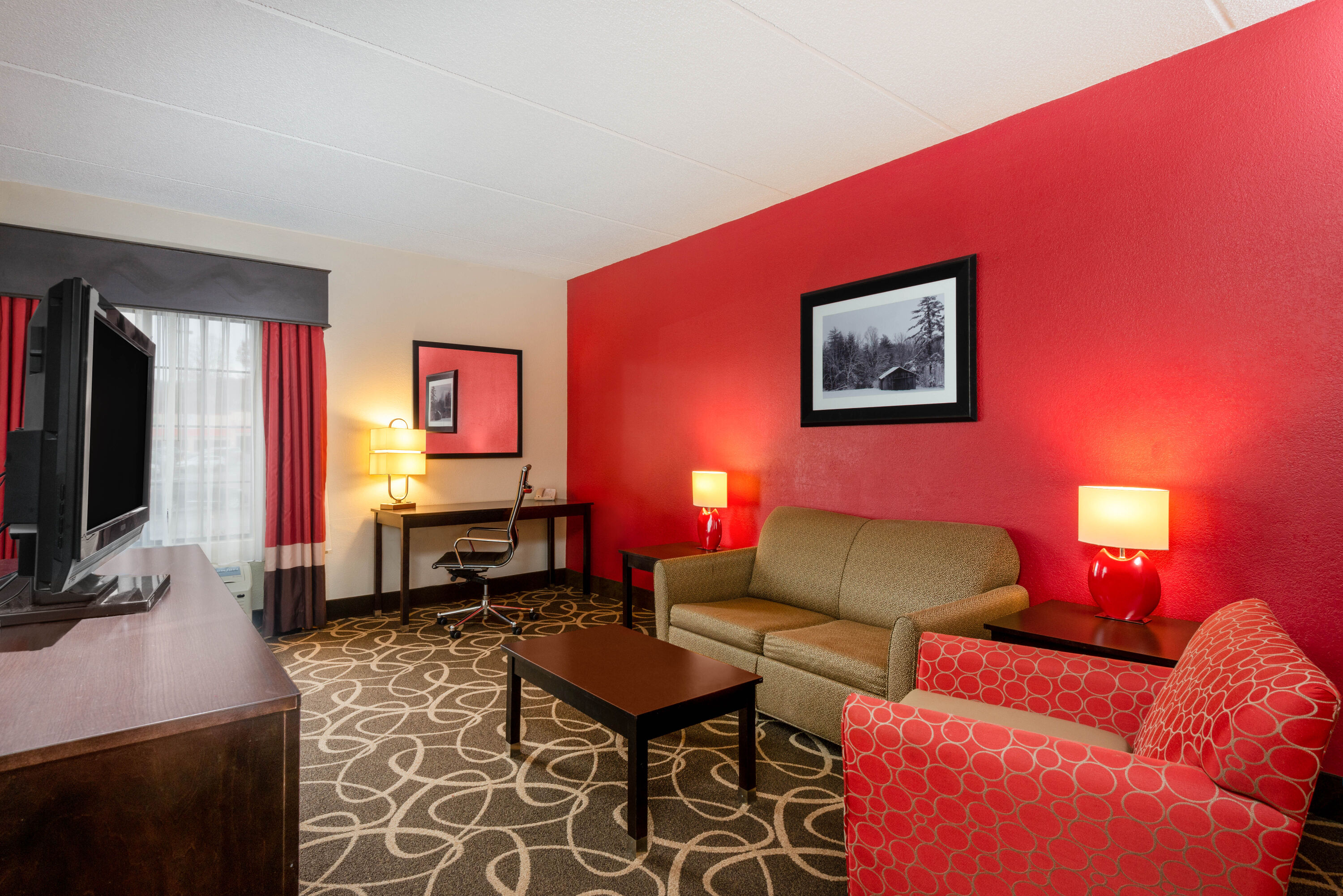 La Quinta Inn & Suites Summersville/New River National Park suite in Summersville, West Virginia