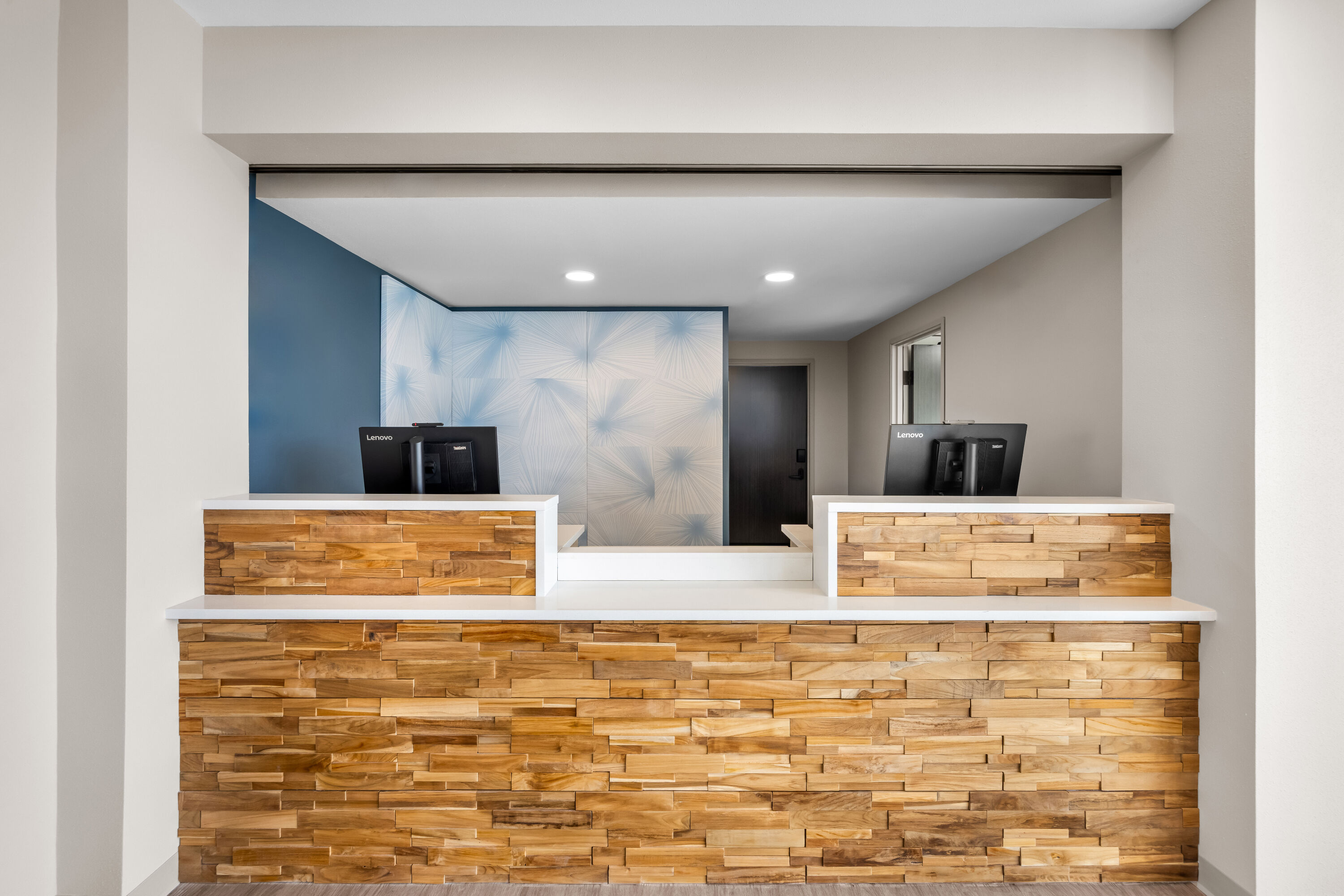 ECHO Suites Extended Stay by Wyndham Colorado Springs Airpt reception in Colorado Springs, Colorado