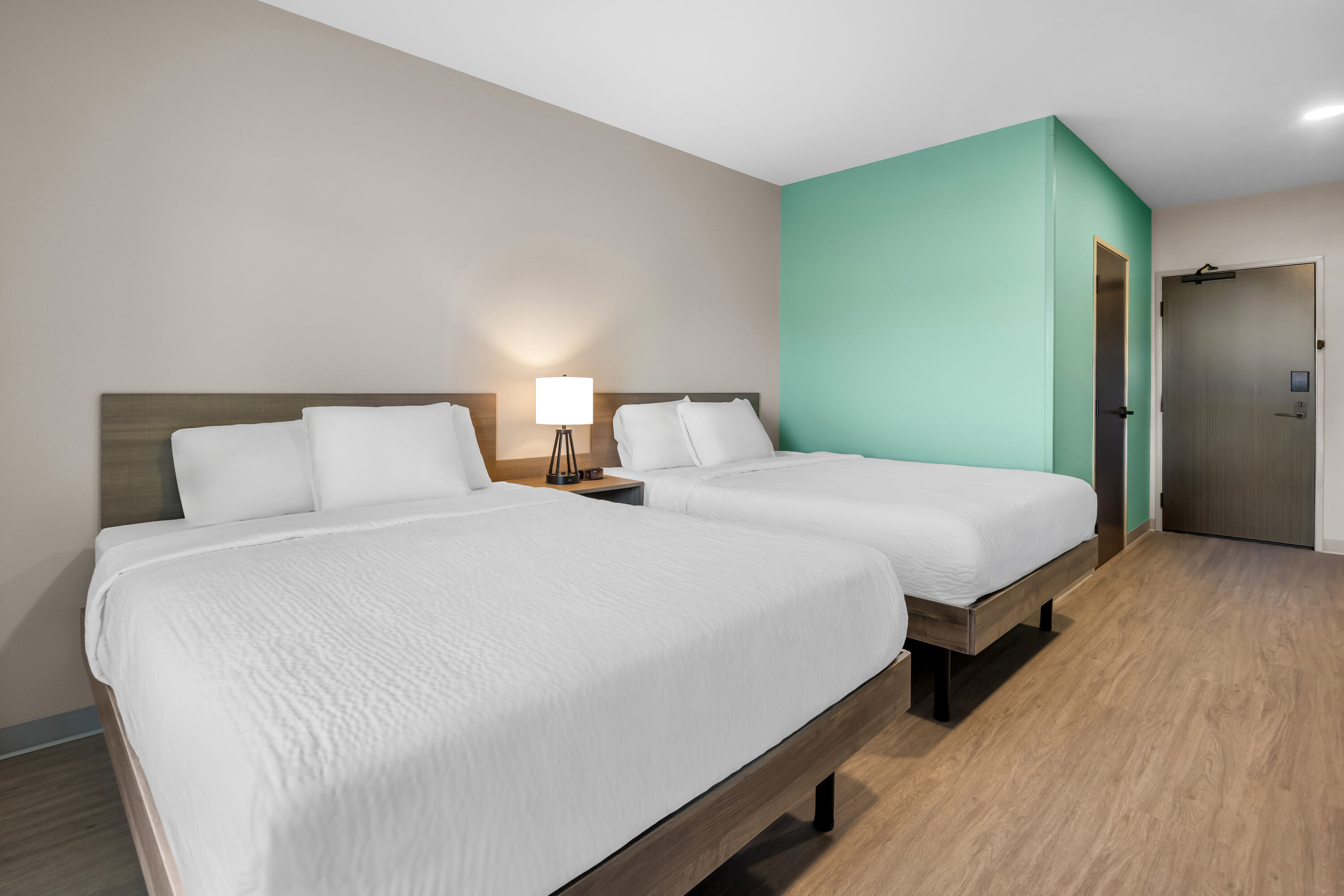 ECHO Suites Extended Stay by Wyndham Colorado Springs Airpt suite in Colorado Springs, Colorado