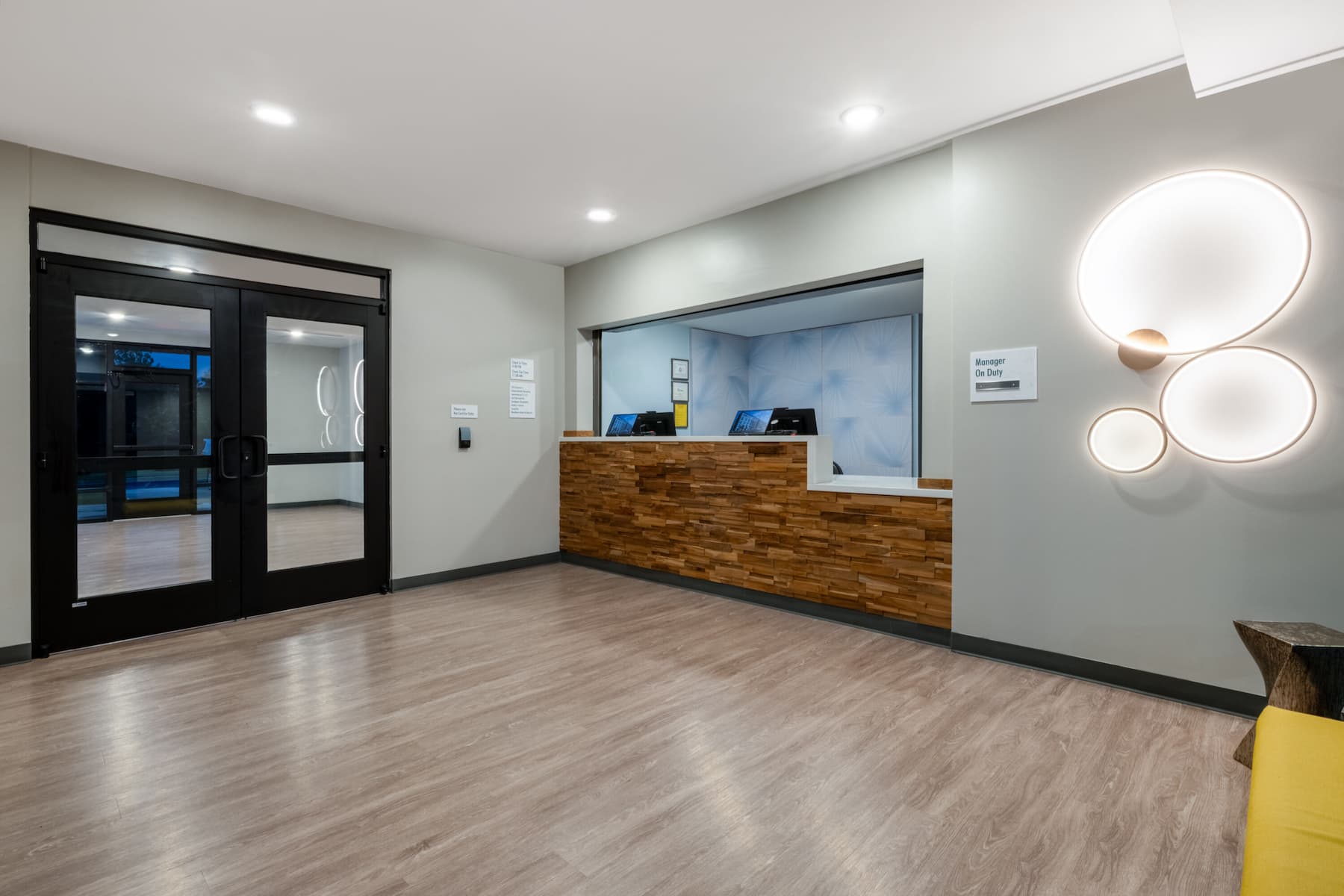 ECHO Suites Extended Stay by Wyndham Spartanburg reception in Spartanburg, South Carolina