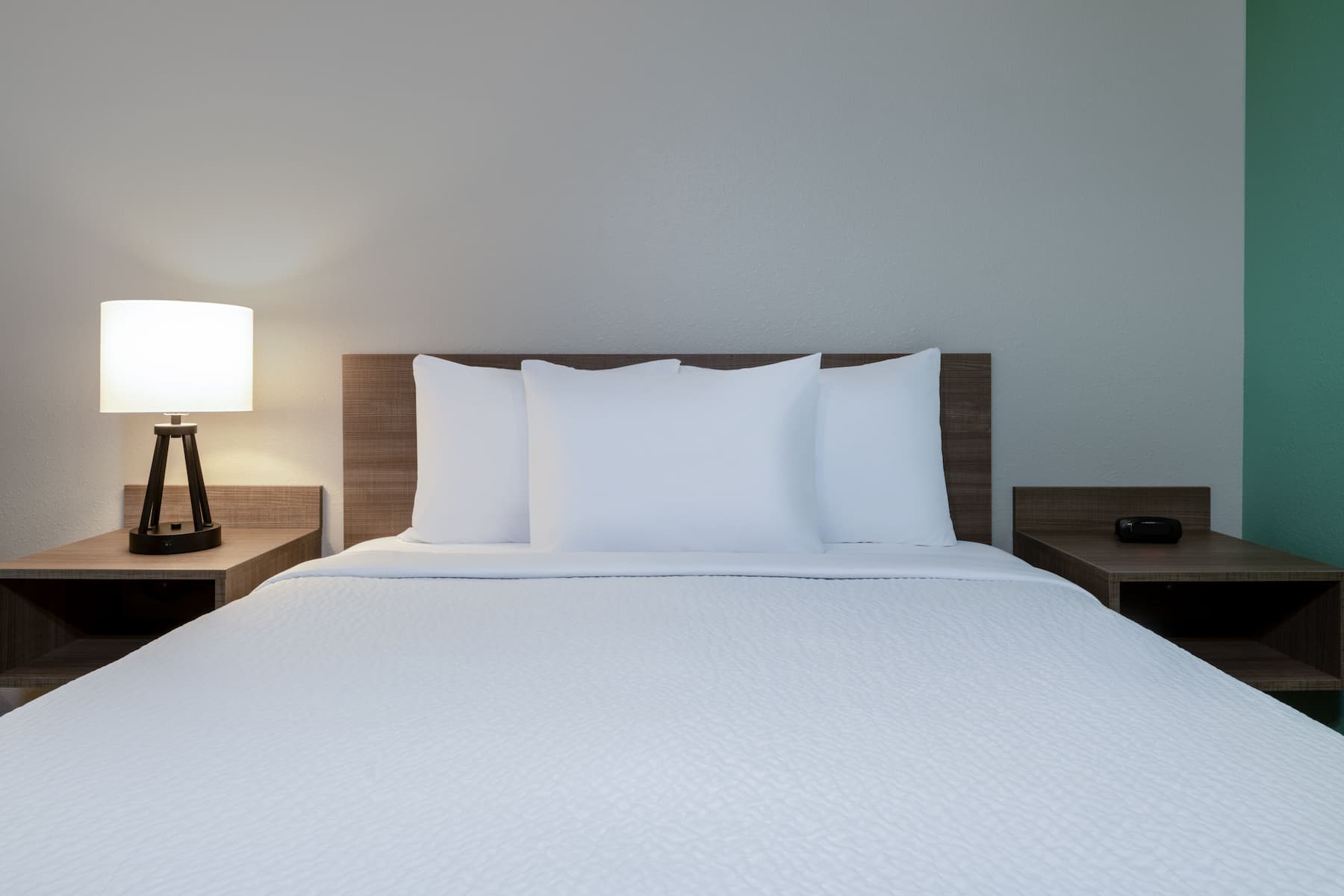 Guest room at the ECHO Suites Extended Stay by Wyndham Fort Worth Alliance in Fort Worth, Texas