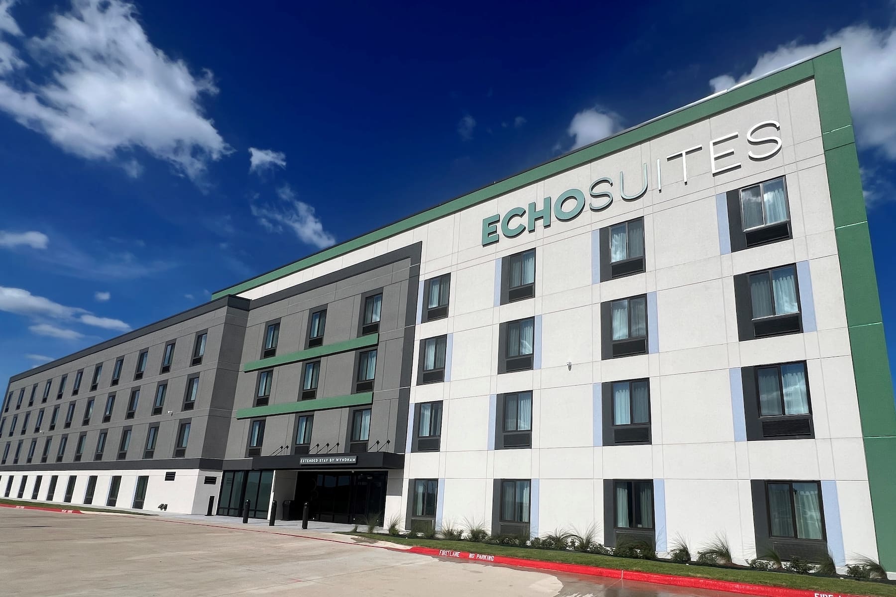Exterior of ECHO Suites Extended Stay by Wyndham Houston Katy West hotel in Katy, Texas