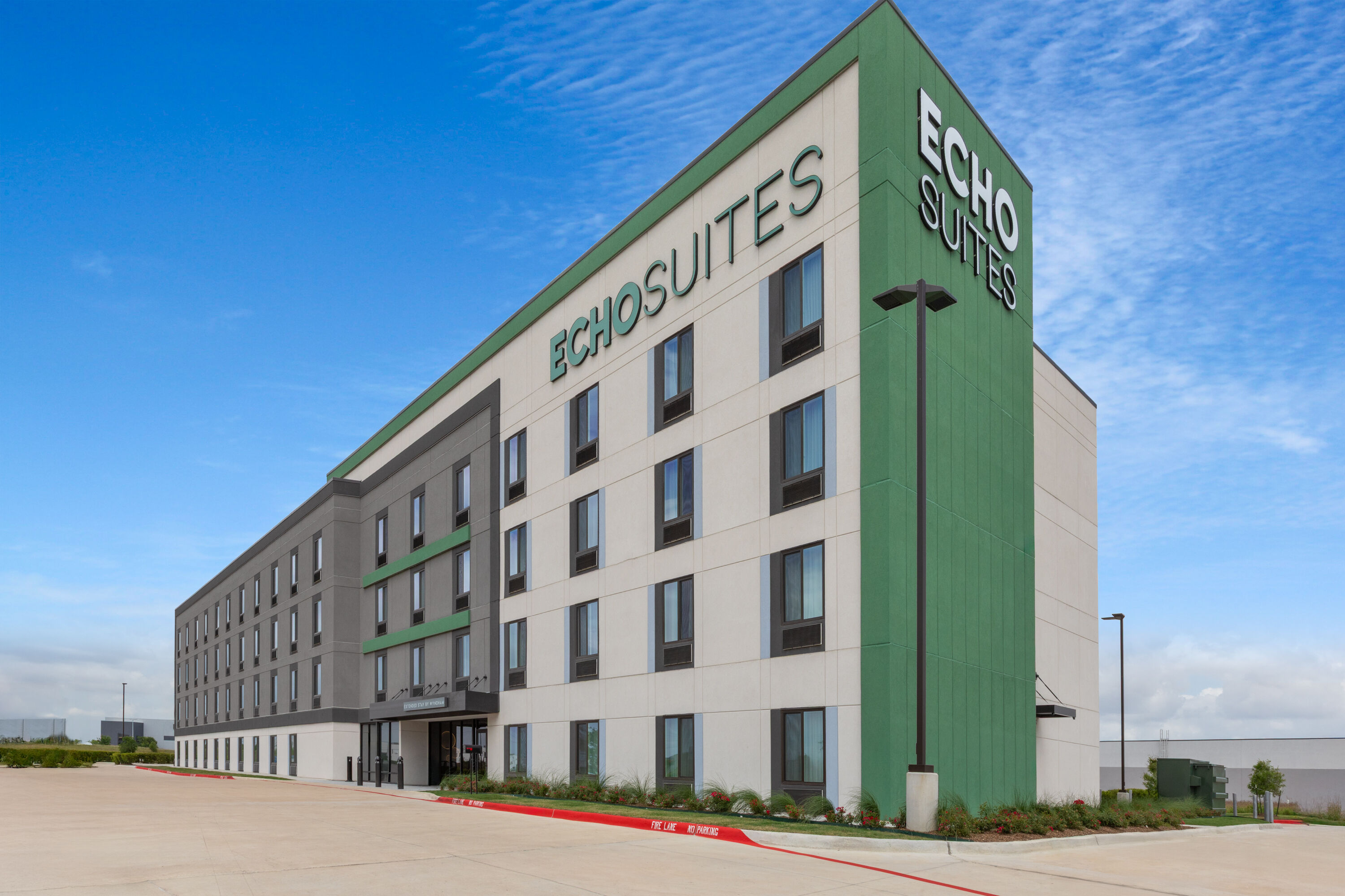 Exterior Day Image of ECHO Suites Extended Stay by Wyndham Houston Katy West hotel in Katy, Texas