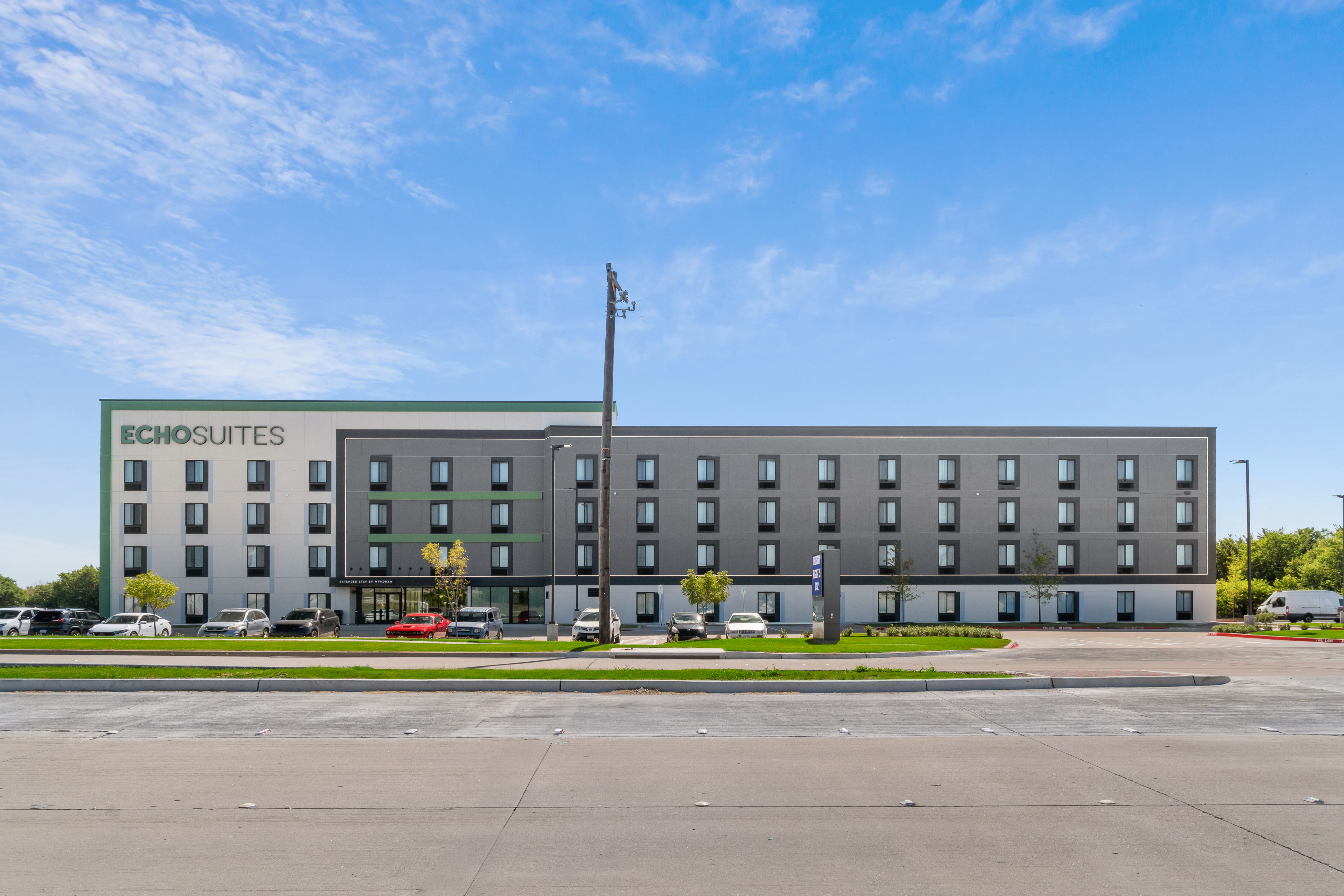 ECHO Suites Extended Stay by Wyndham Dallas Plano/Frisco