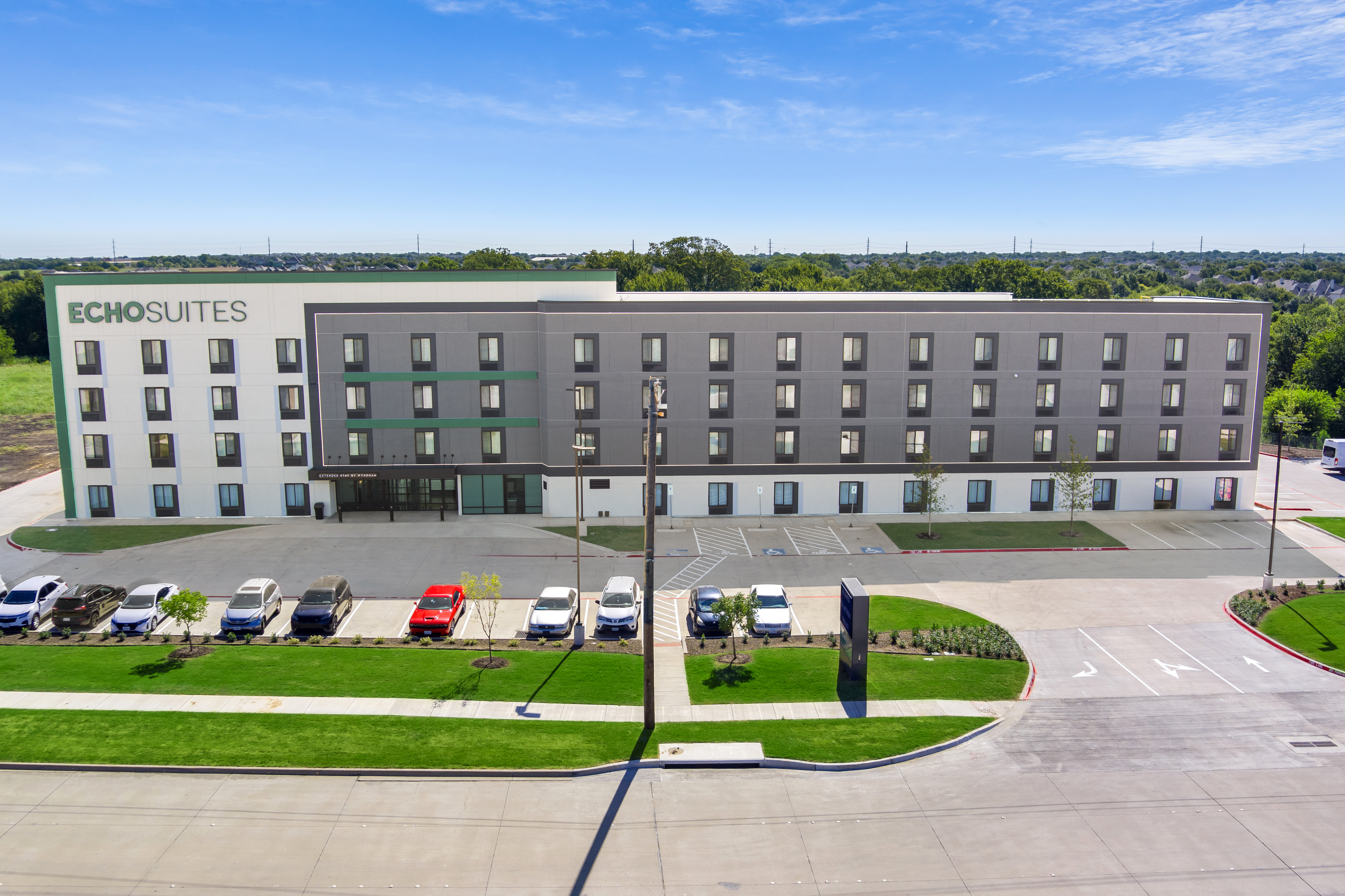 ECHO Suites Extended Stay by Wyndham Dallas Plano/Frisco