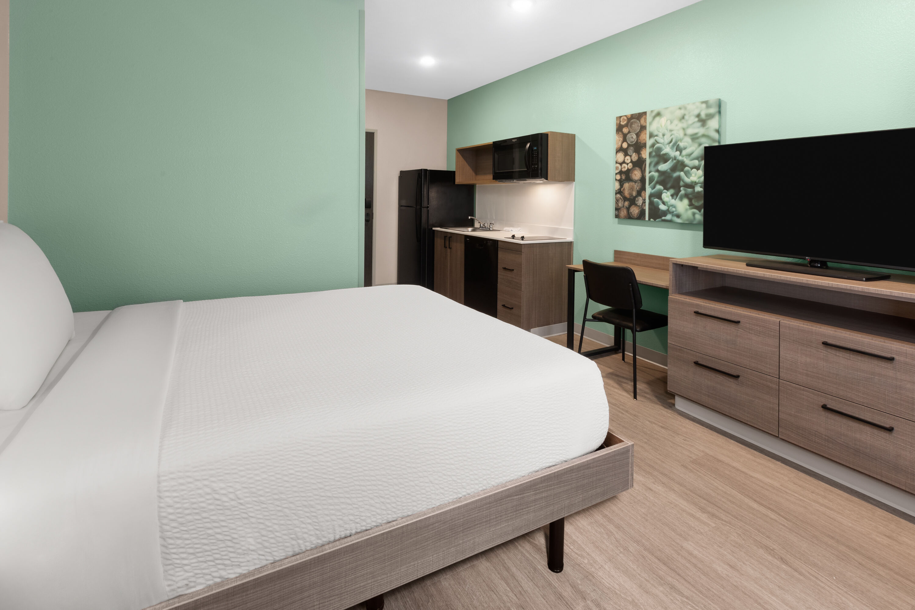 Guest room at the ECHO Suites Extended Stay by Wyndham Austin Round Rock in Round Rock, Texas