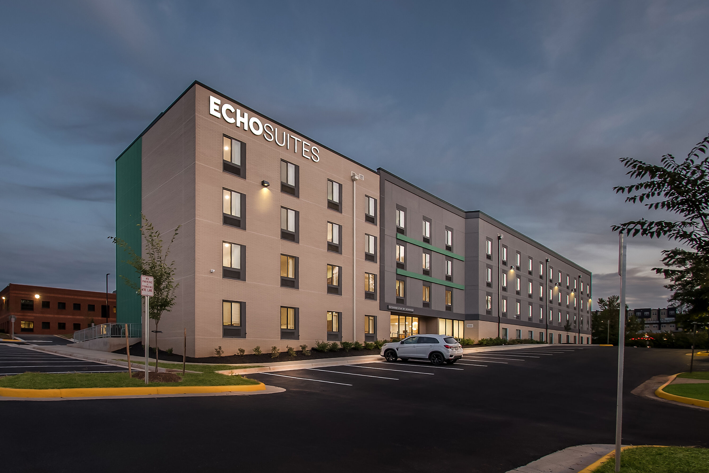 ECHO Suites Extended Stay by Wyndham Sterling