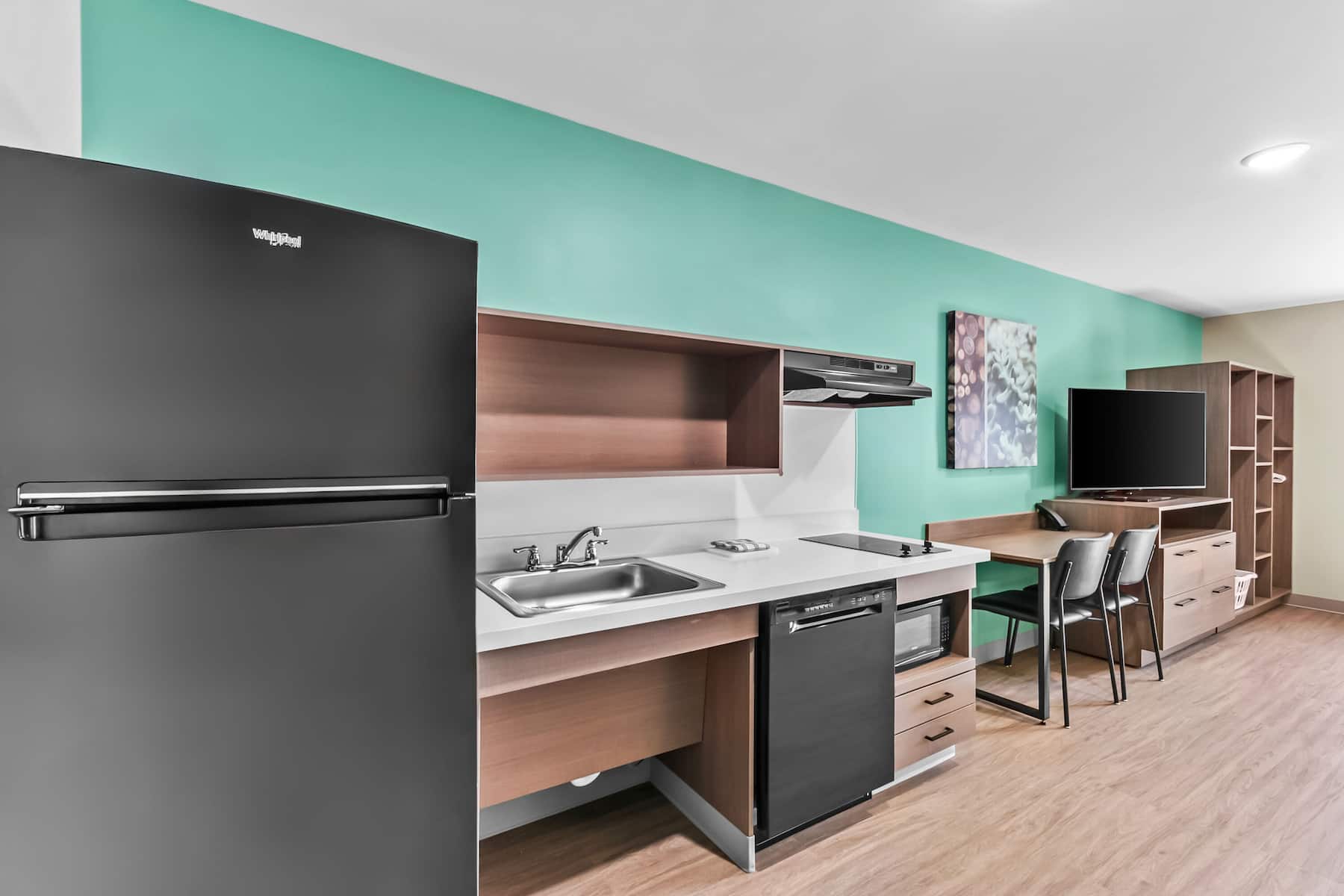 Double bed guest room at the ECHO Suites Extended Stay by Wyndham Sterling in Sterling, Virginia