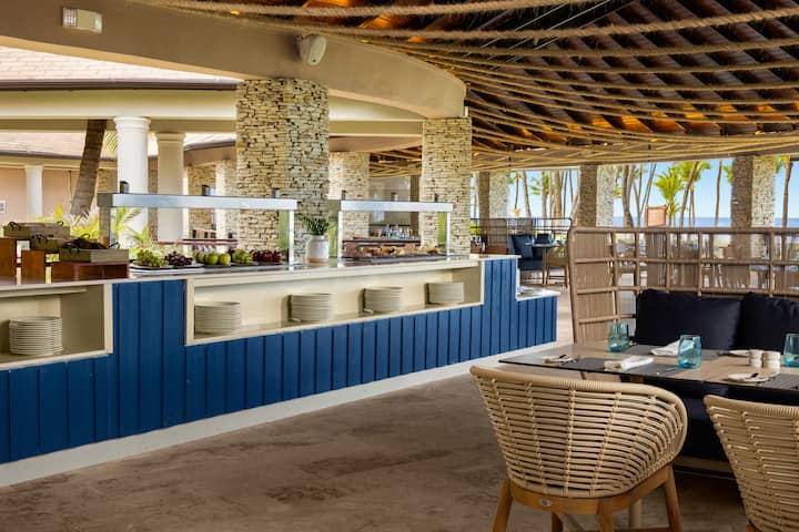 Wyndham Alltra Punta Cana All Inclusive Resort restaurant in Punta Cana, Other than US/Canada
