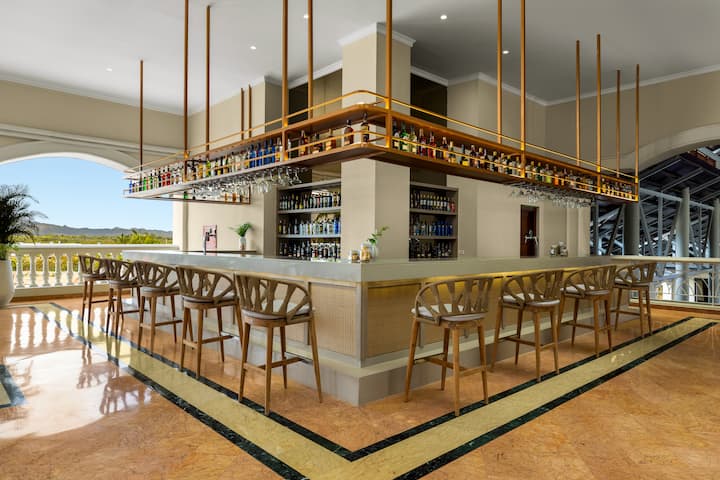 Wyndham Alltra Punta Cana All Inclusive Resort restaurant in Punta Cana, Other than US/Canada