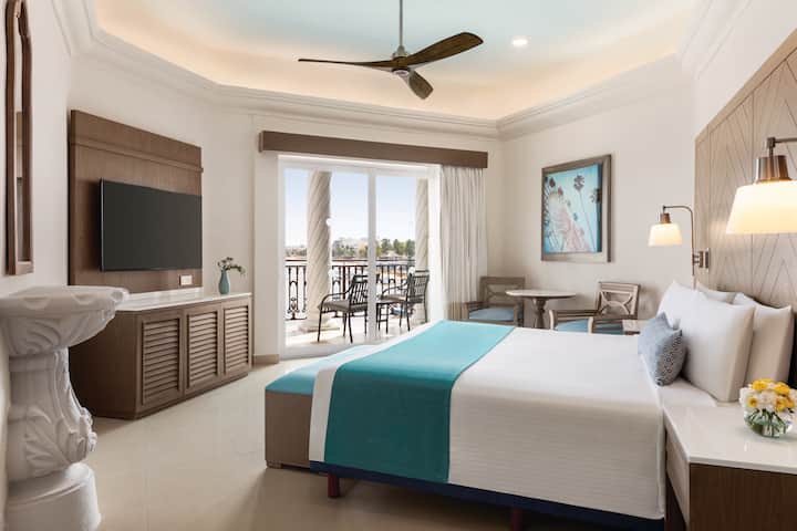 Wyndham Alltra Playa del Carmen Adults Only All Inclusive suite in Playa del Carmen, Other than US/Canada