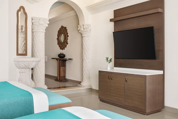 Wyndham Alltra Playa del Carmen Adults Only All Inclusive suite in Playa del Carmen, Other than US/Canada