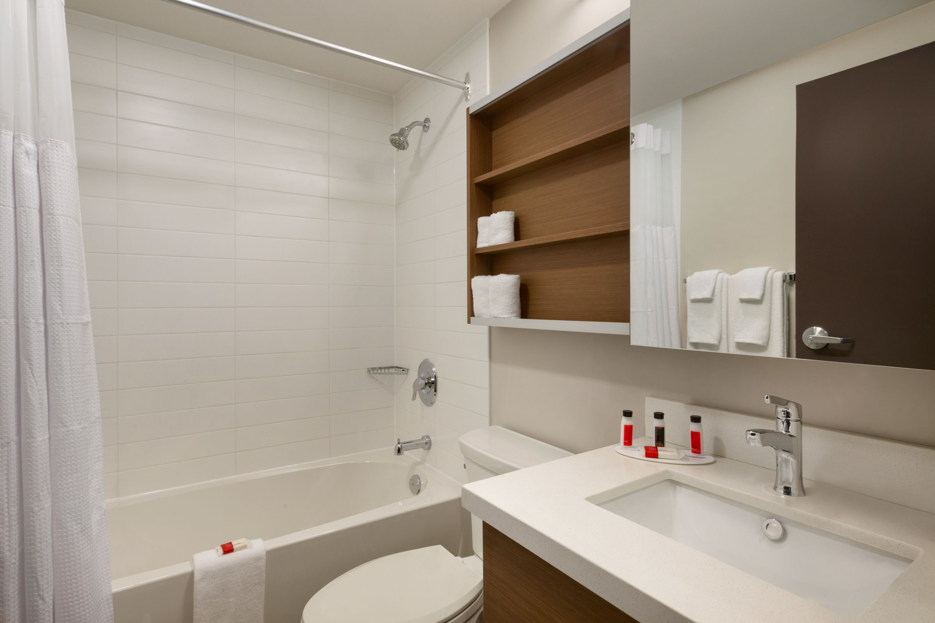 Microtel Inn Amp Suites By Wyndham Oyster Bay Ladysmith