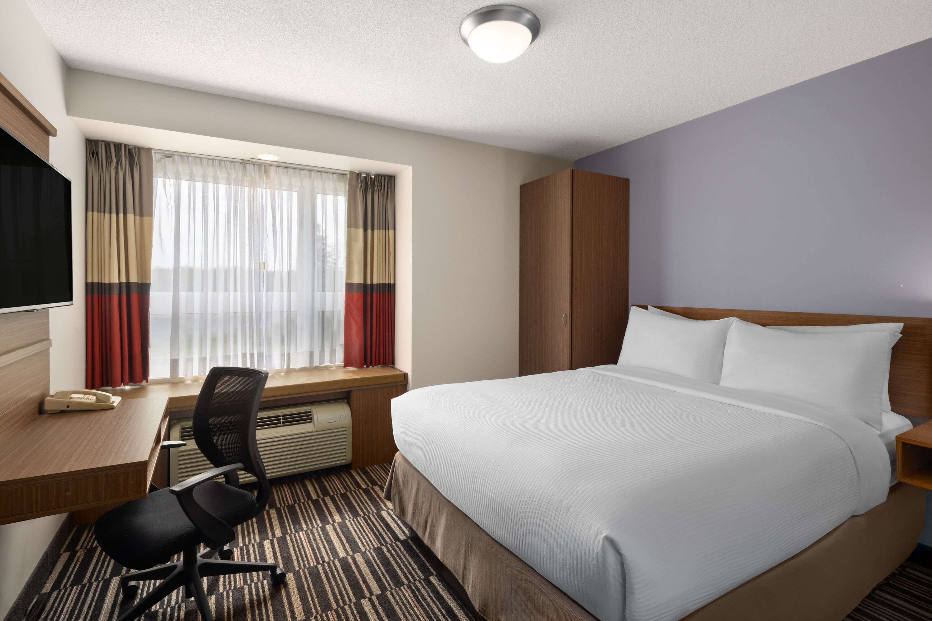 Microtel Inn & Suites by Wyndham Kirkland Lake suite in Kirkland Lake, Ontario