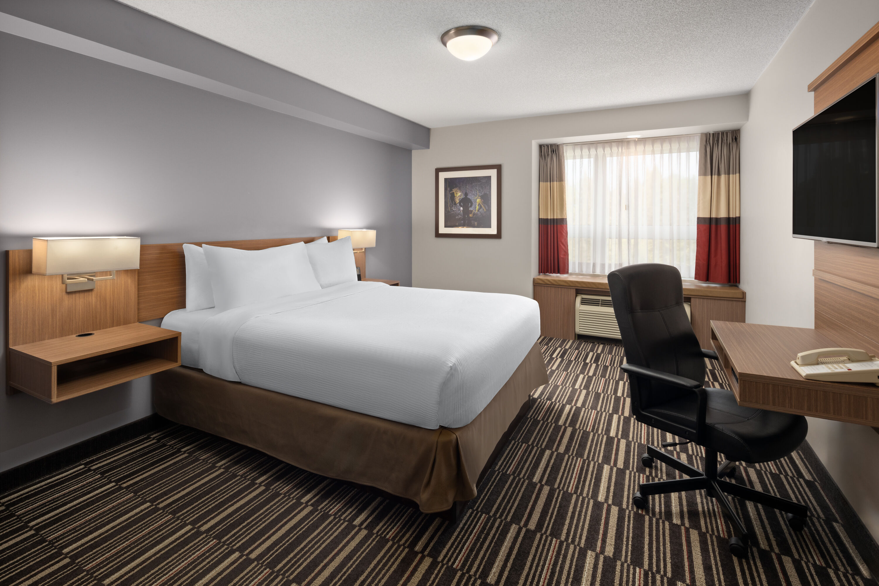 Microtel Inn & Suites by Wyndham Kirkland Lake suite in Kirkland Lake, Ontario