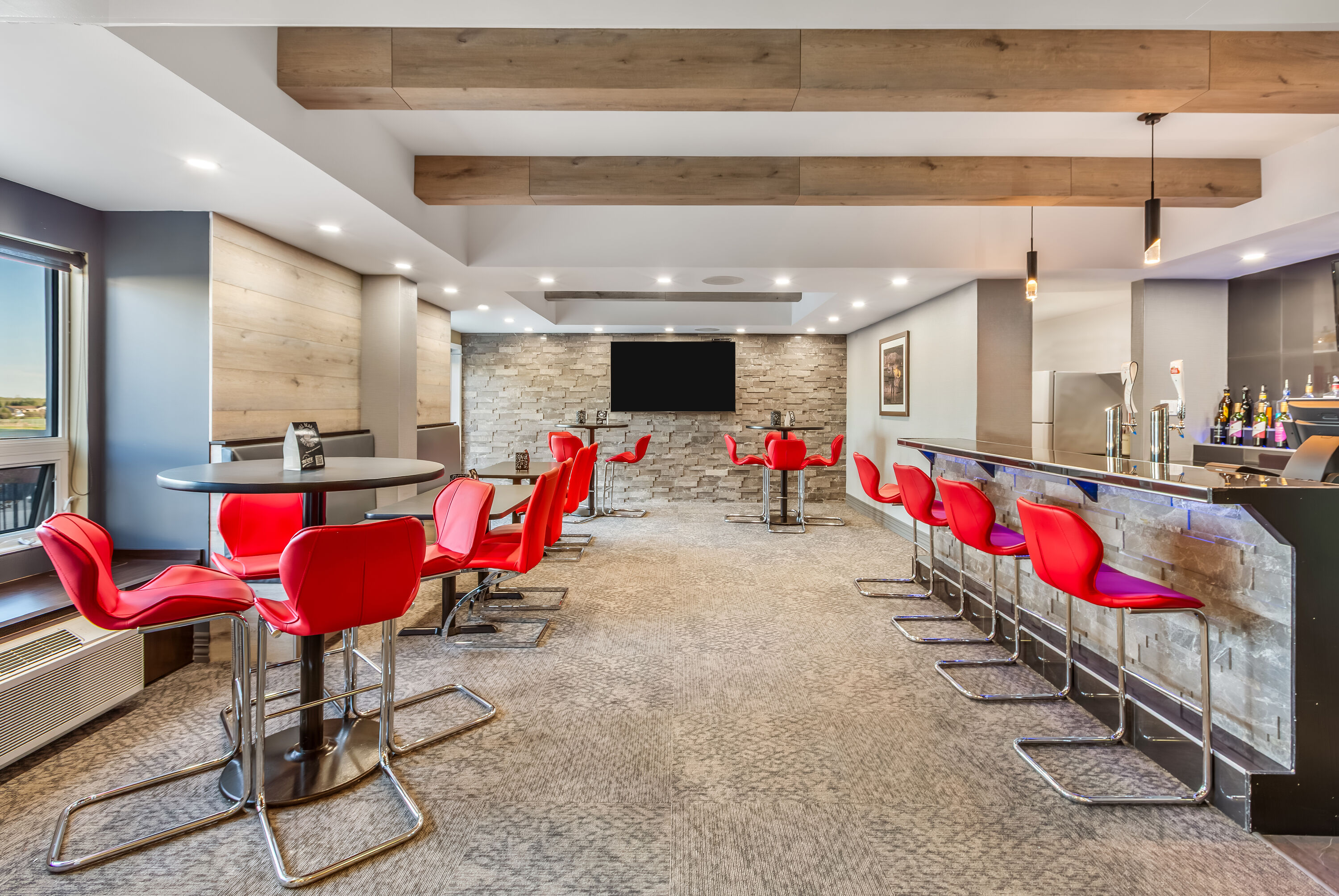 Bar at Microtel Inn & Suites by Wyndham Timmins in Timmins, Ontario