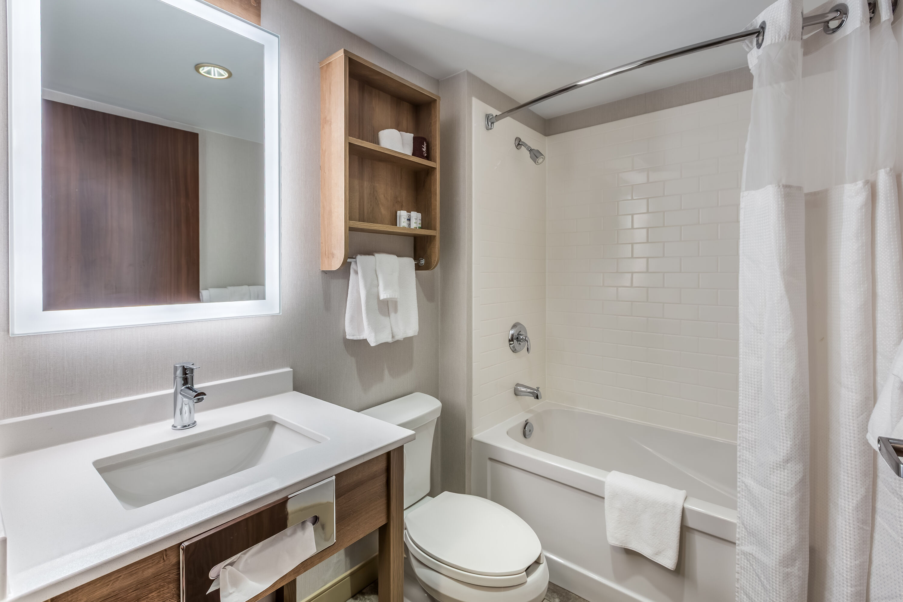 Guest room bath at the Microtel Inn & Suites by Wyndham Timmins in Timmins, Ontario