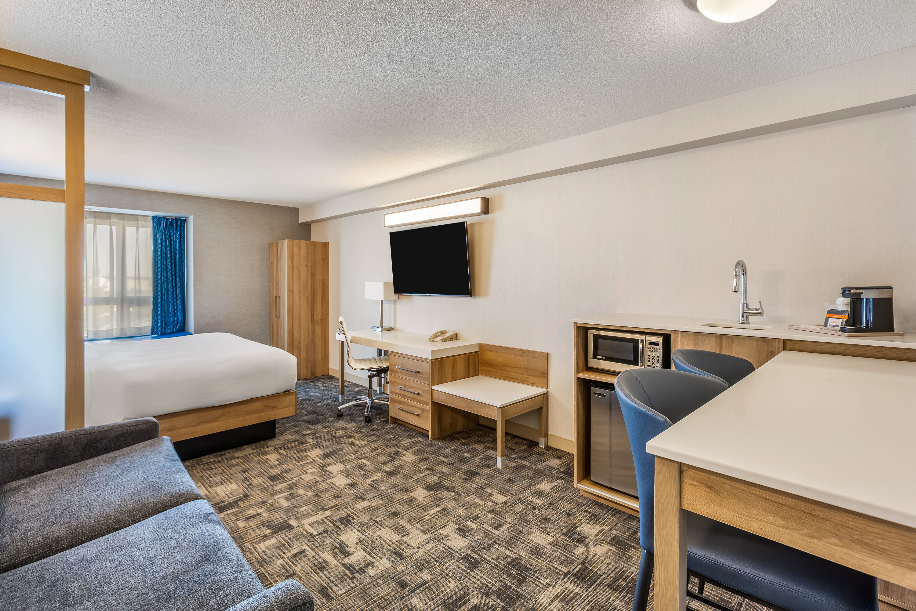 Microtel Inn & Suites by Wyndham Timmins suite in Timmins, Ontario